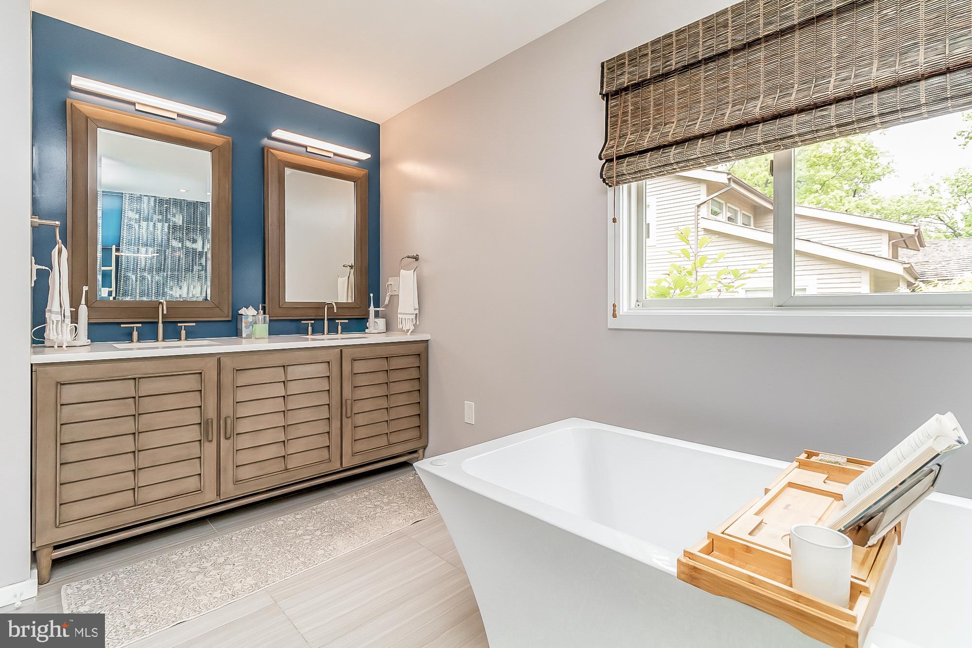 RIDERWOOD STATION - Residential