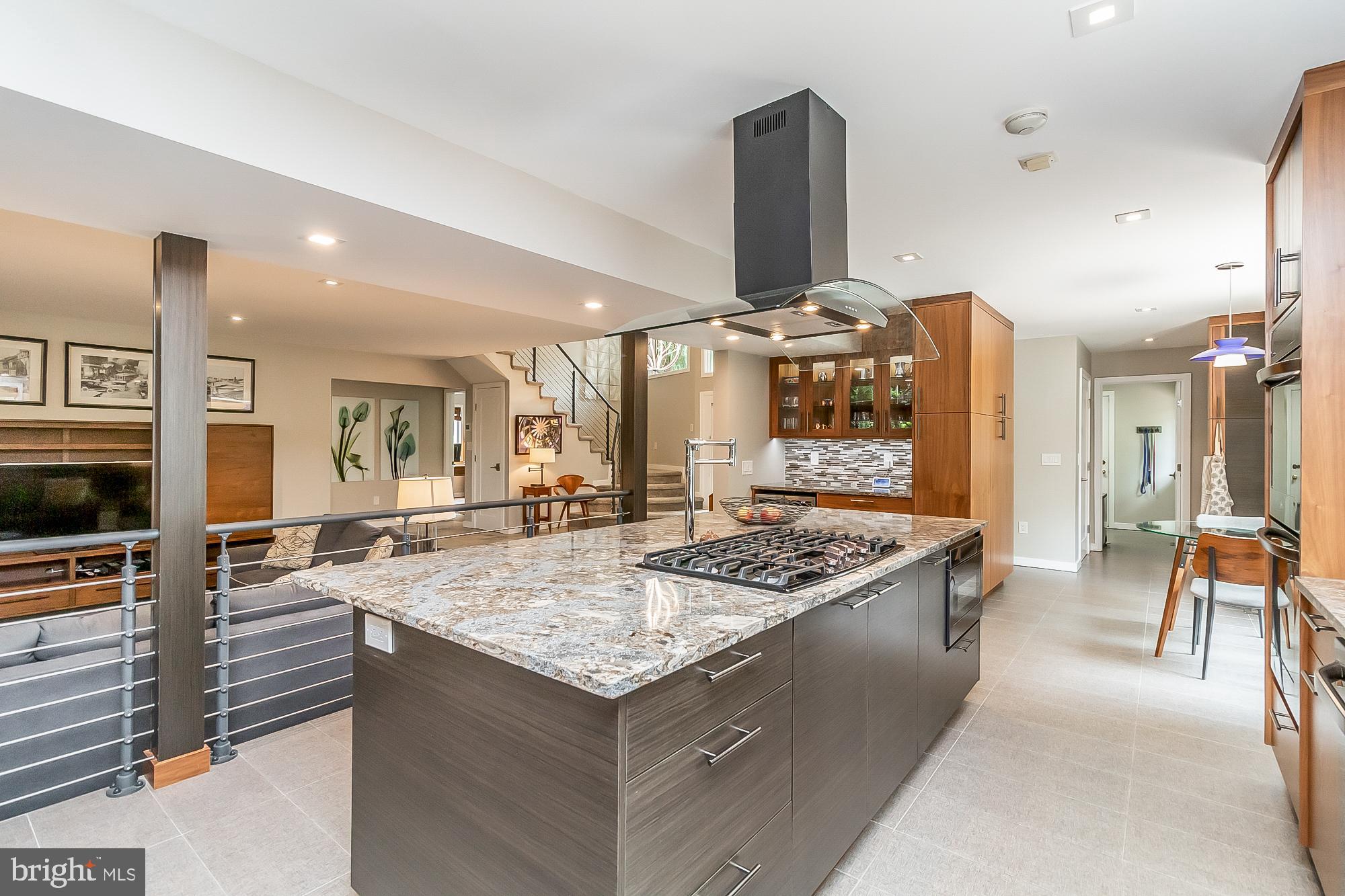 RIDERWOOD STATION - Residential