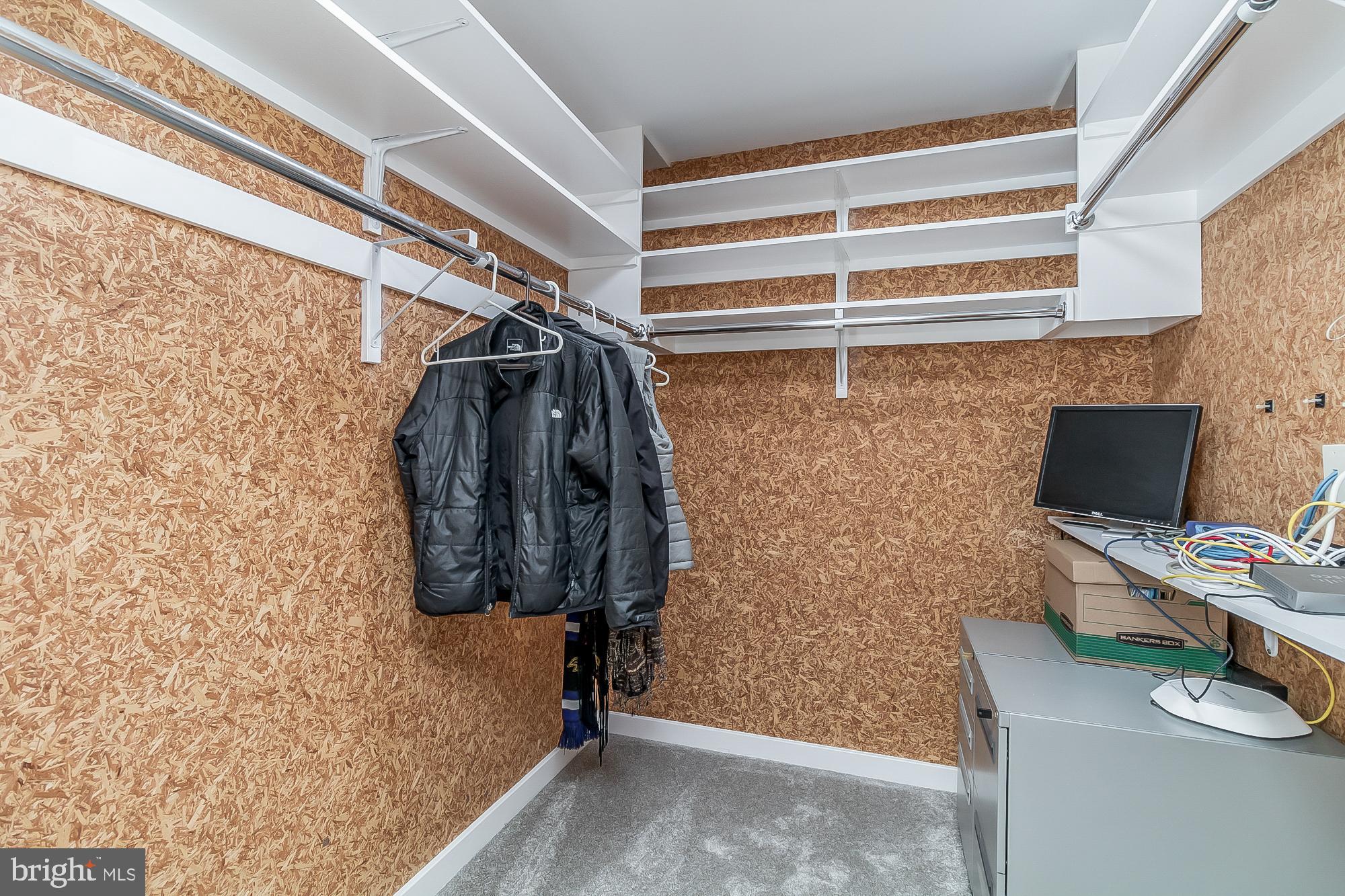 RIDERWOOD STATION - Residential