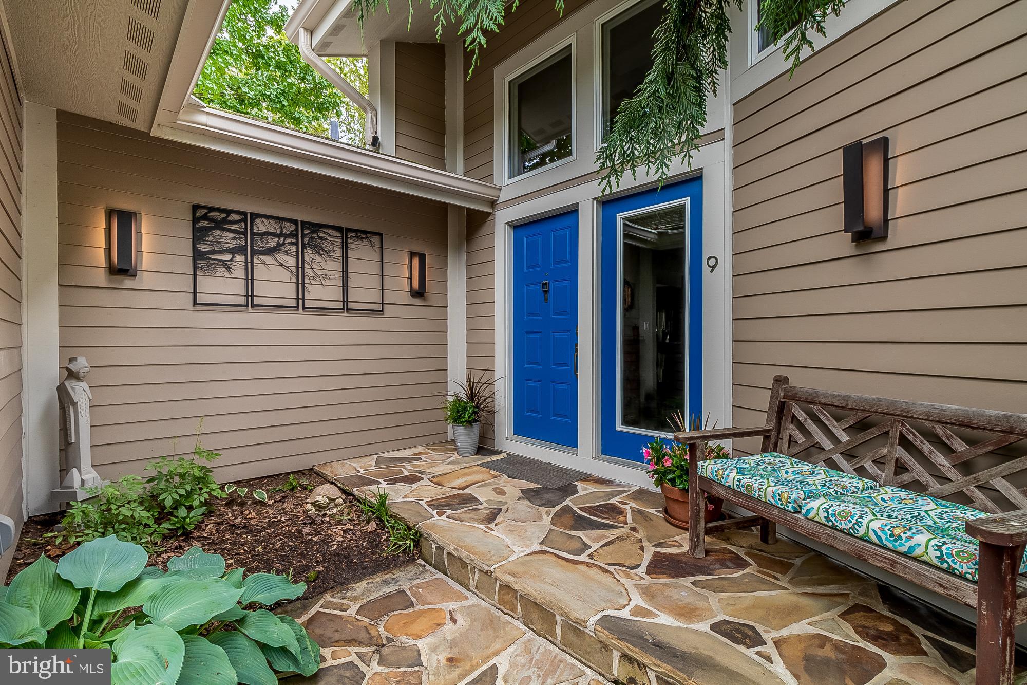 RIDERWOOD STATION - Residential