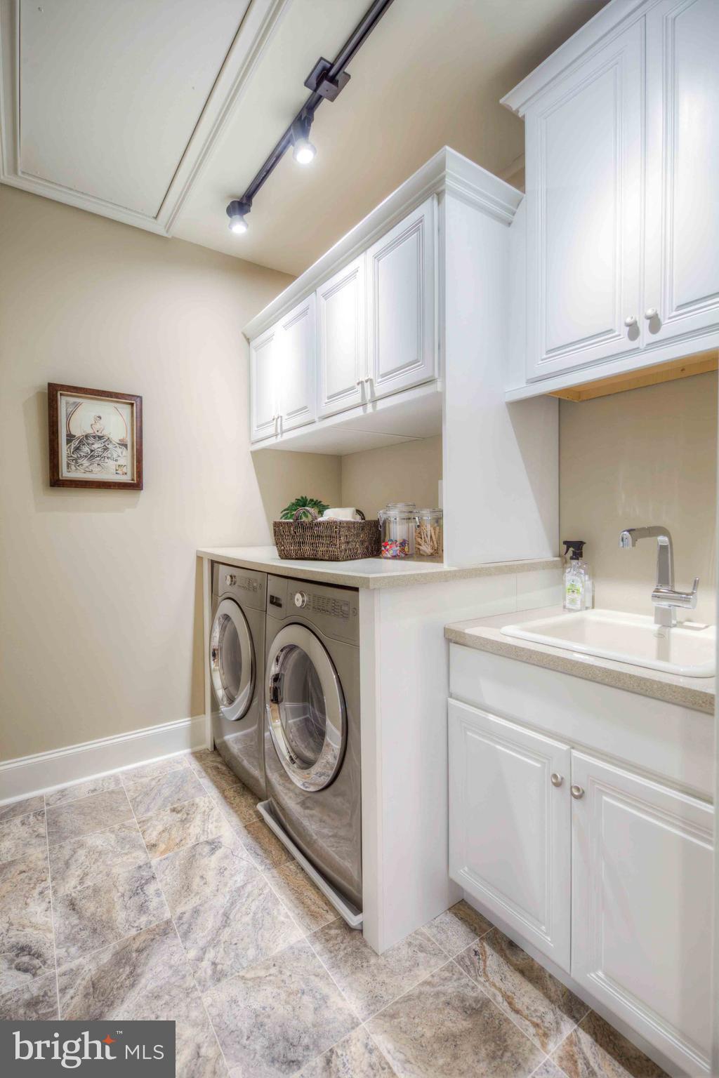 HAVERFORD RESERVE - Residential