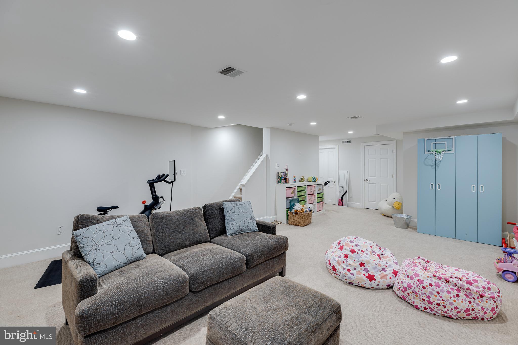 ART MUSEUM AREA - Residential