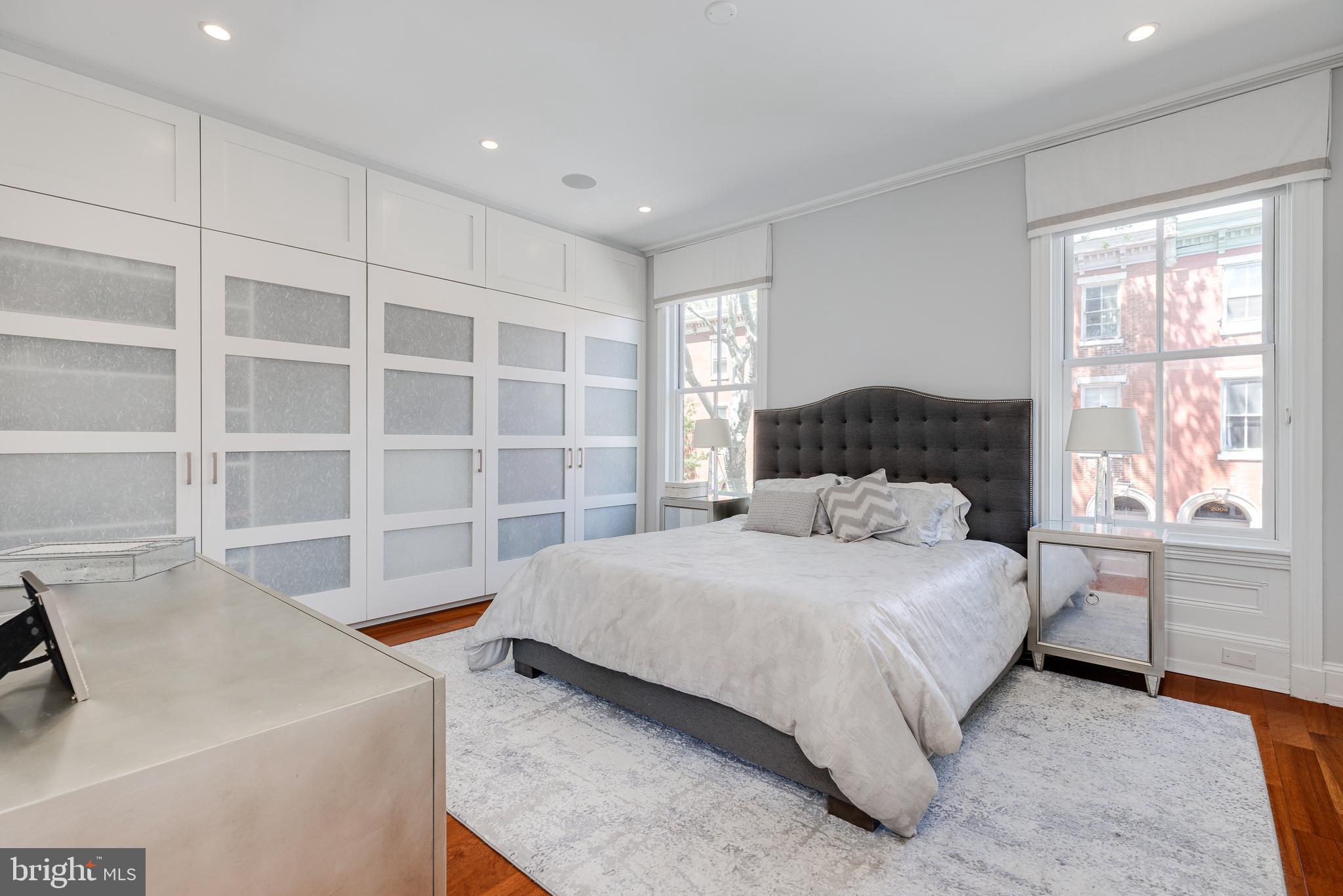 ART MUSEUM AREA - Residential