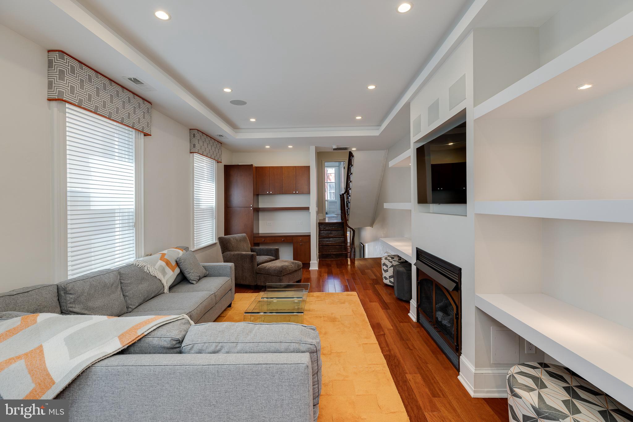 ART MUSEUM AREA - Residential