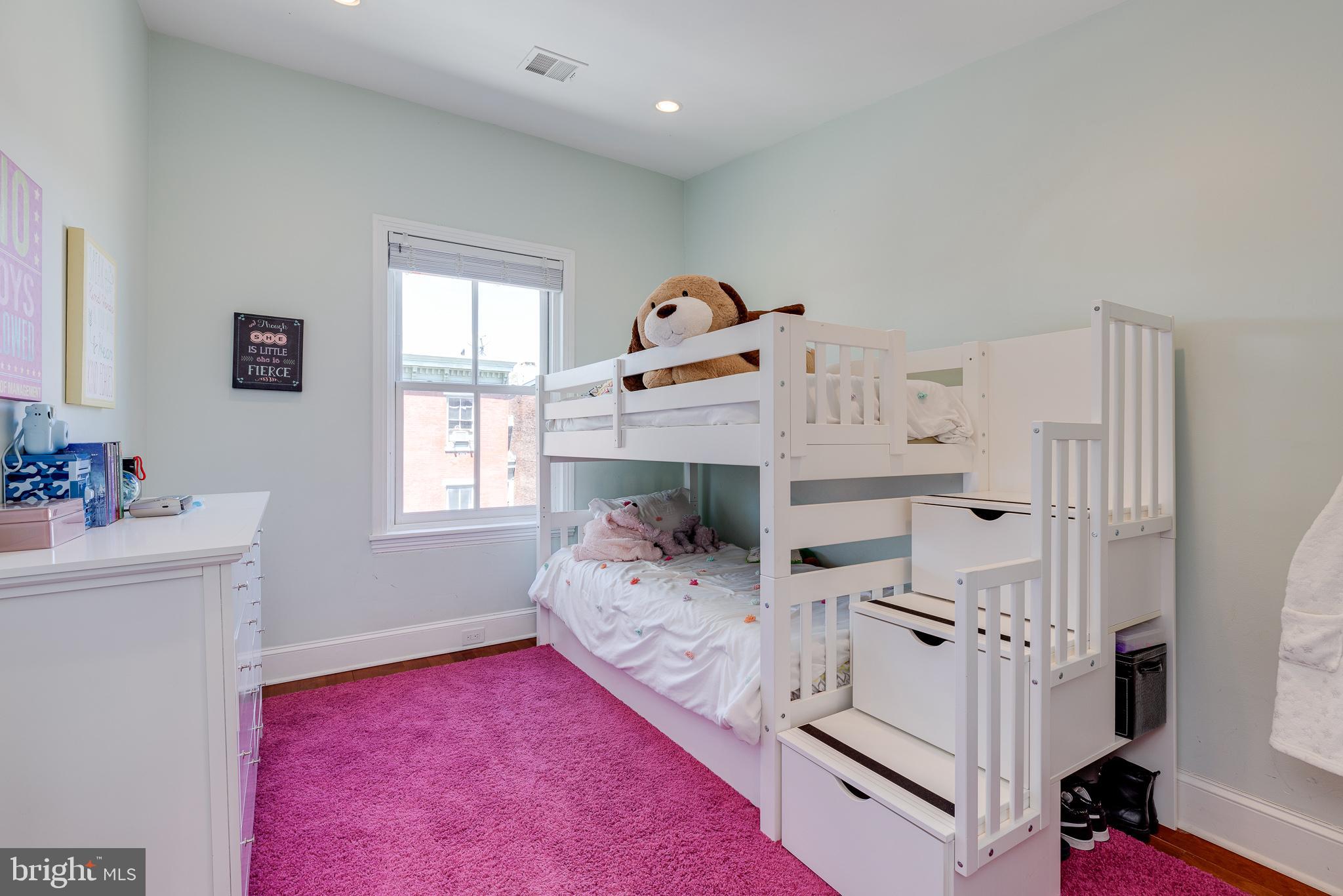 ART MUSEUM AREA - Residential