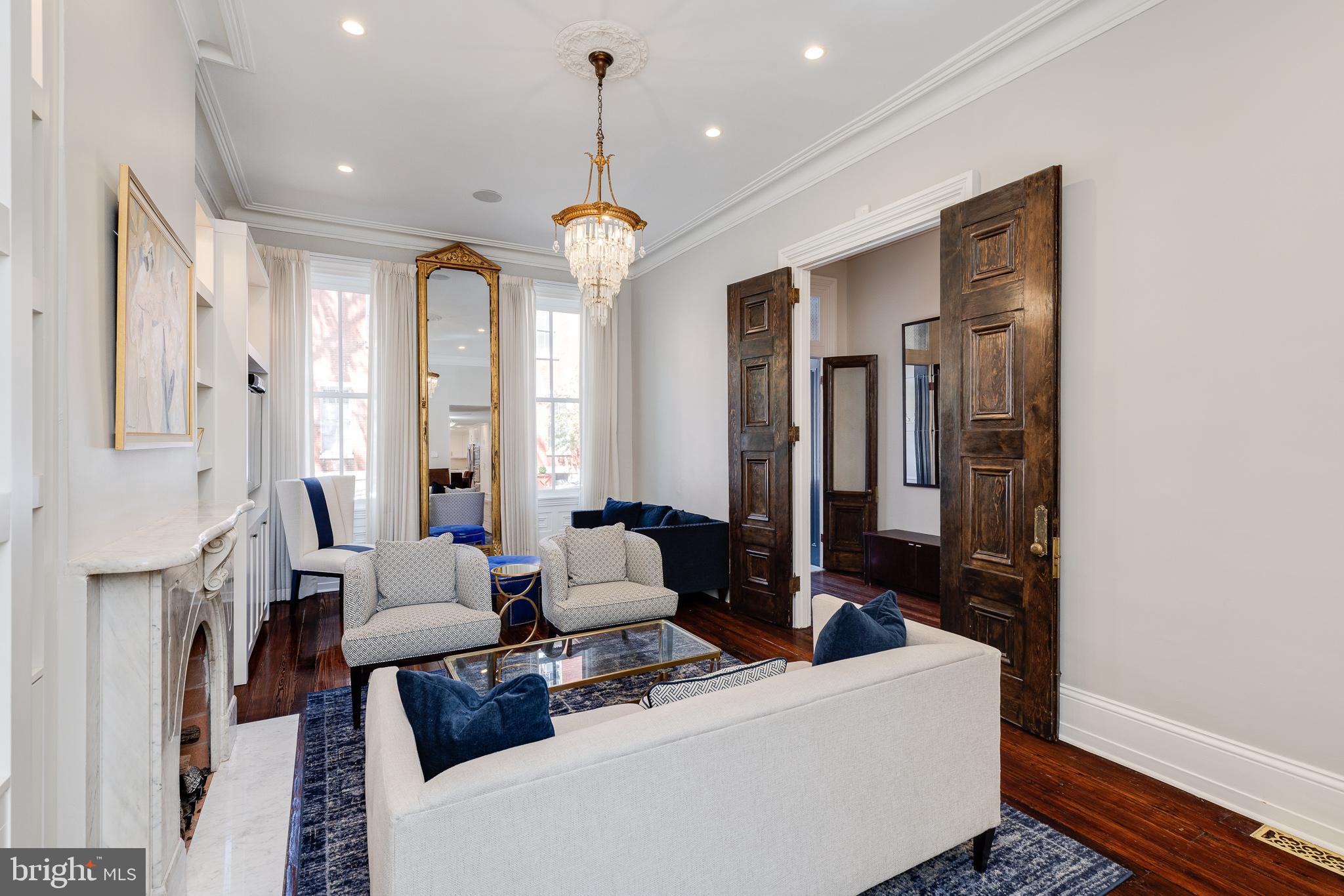 ART MUSEUM AREA - Residential