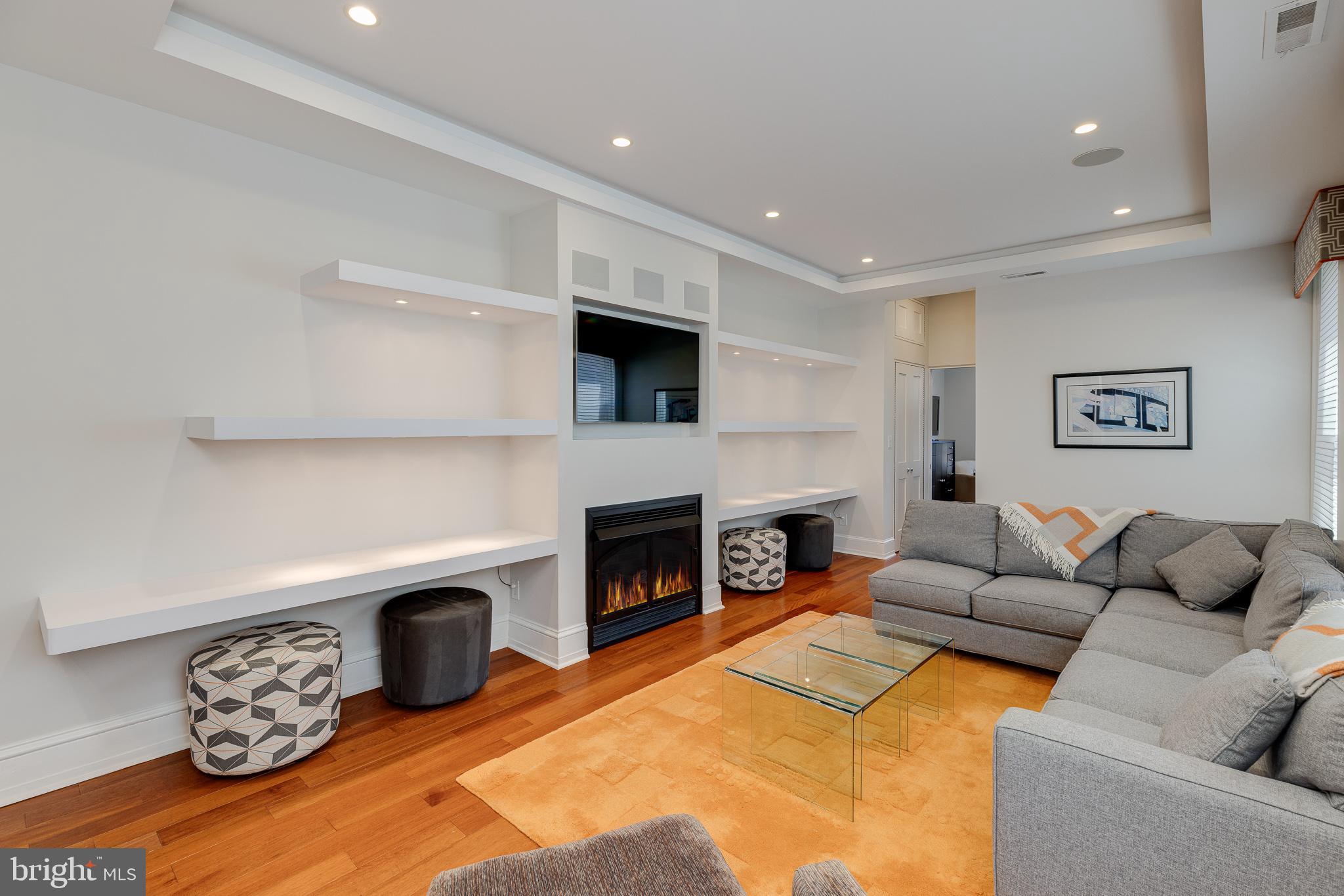 ART MUSEUM AREA - Residential