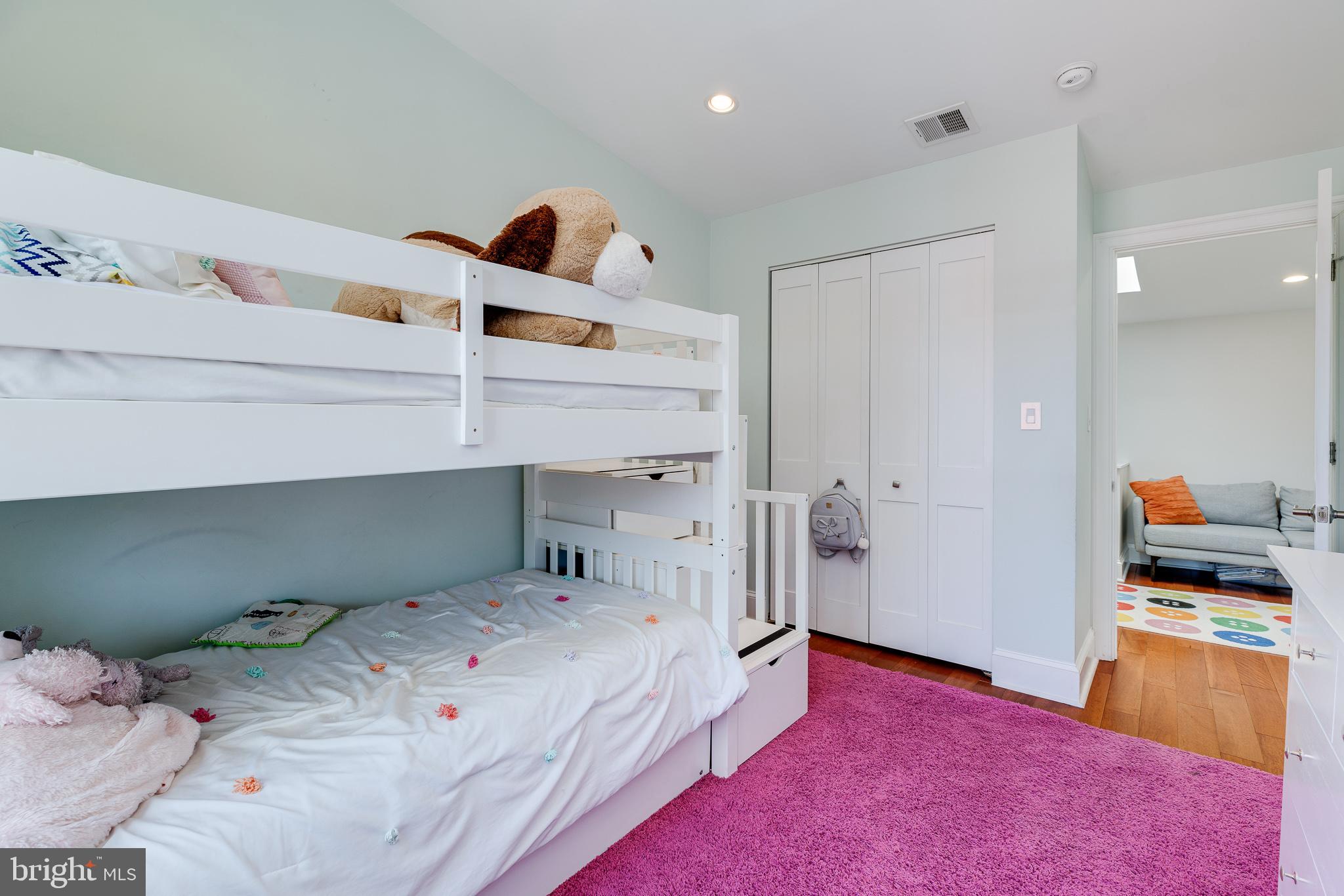 ART MUSEUM AREA - Residential