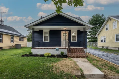 531 Greenwich Avenue, Paulsboro, NJ 08066 - #: NJGL2077078