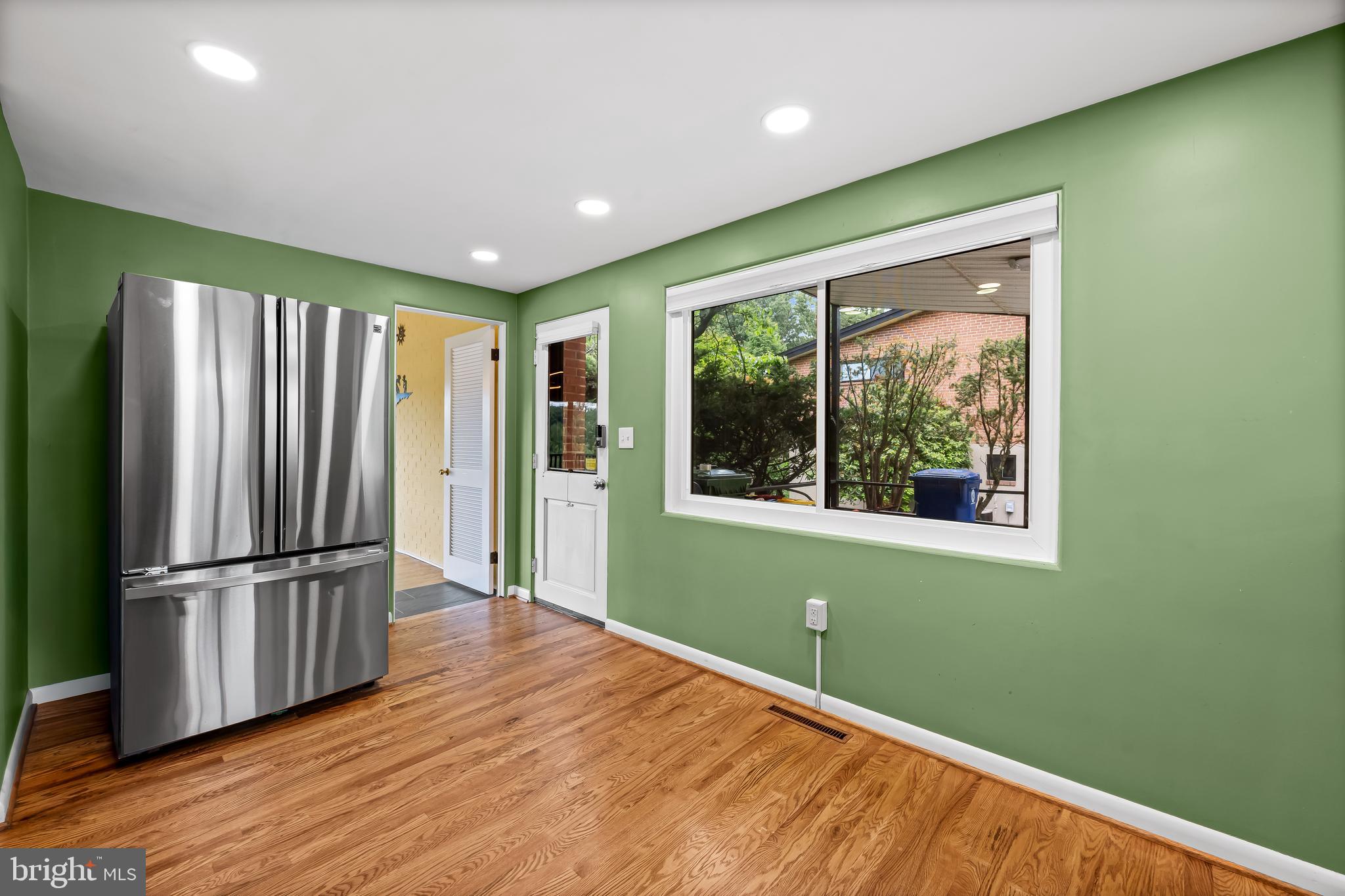 MOUNT WASHINGTON - Residential