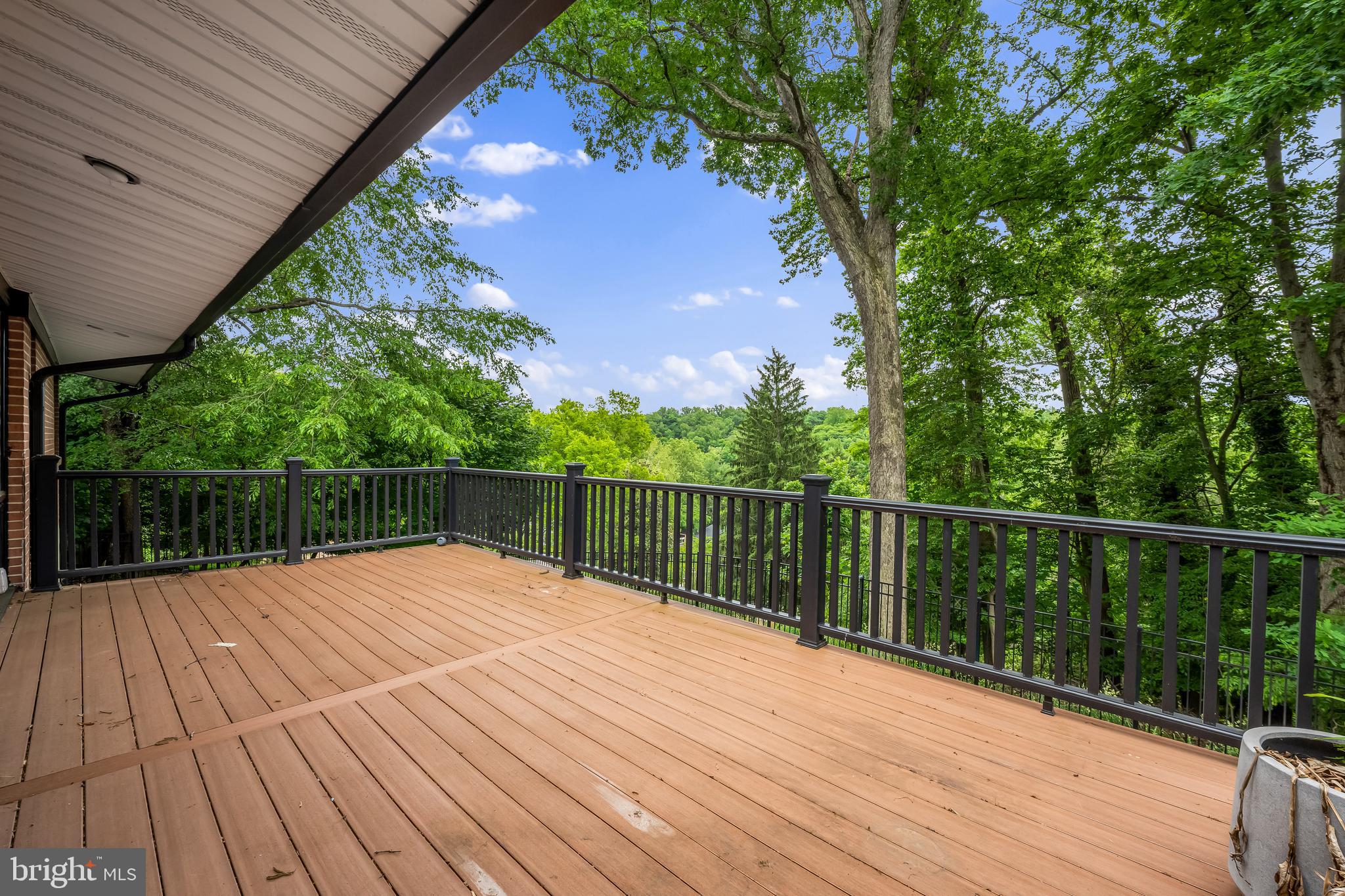 MOUNT WASHINGTON - Residential