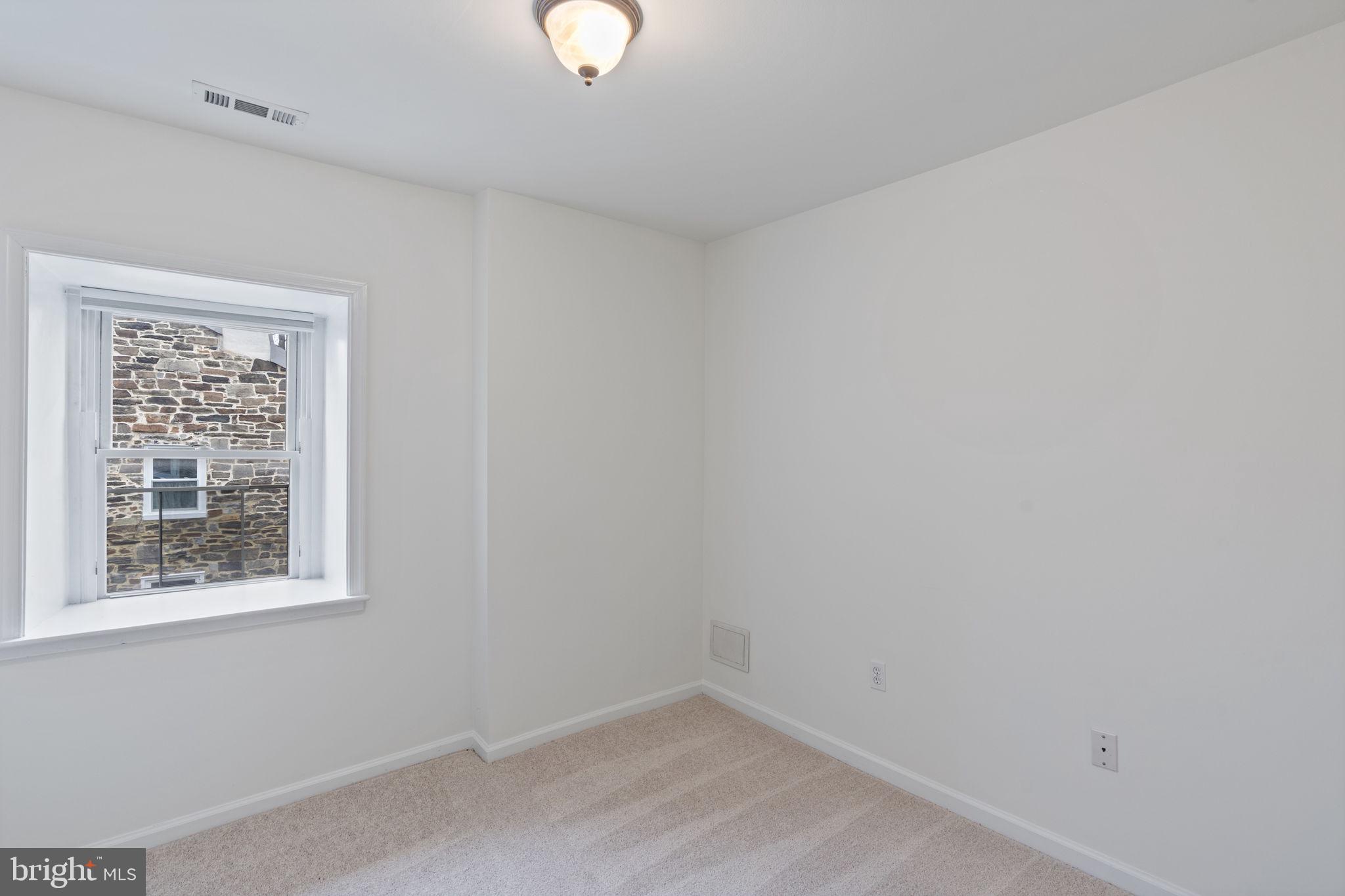 STONE HILL - Residential