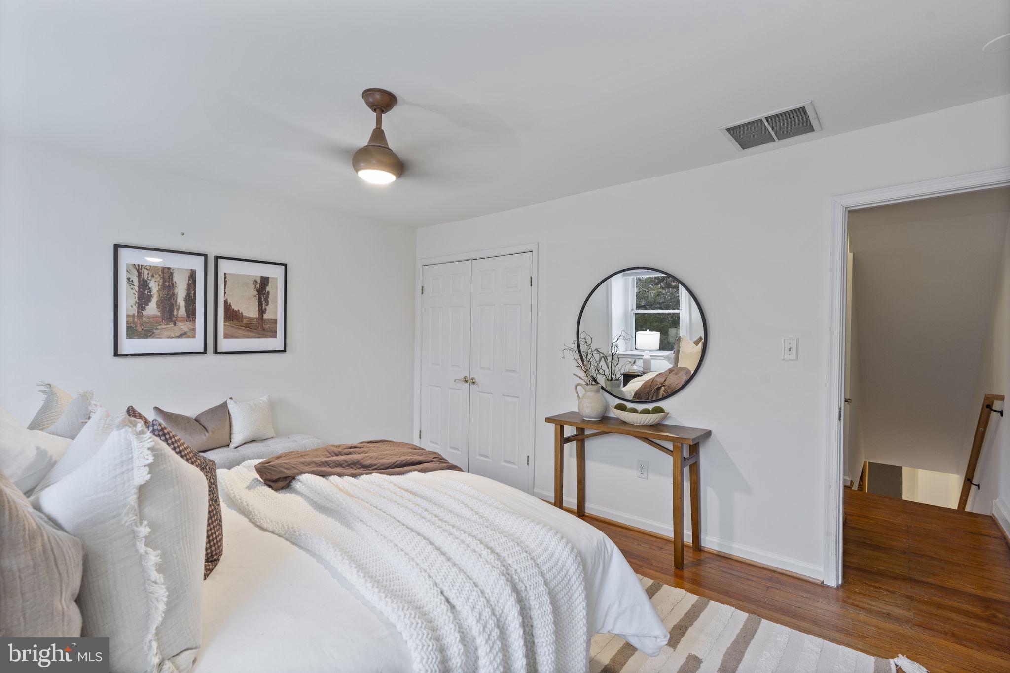 STONE HILL - Residential