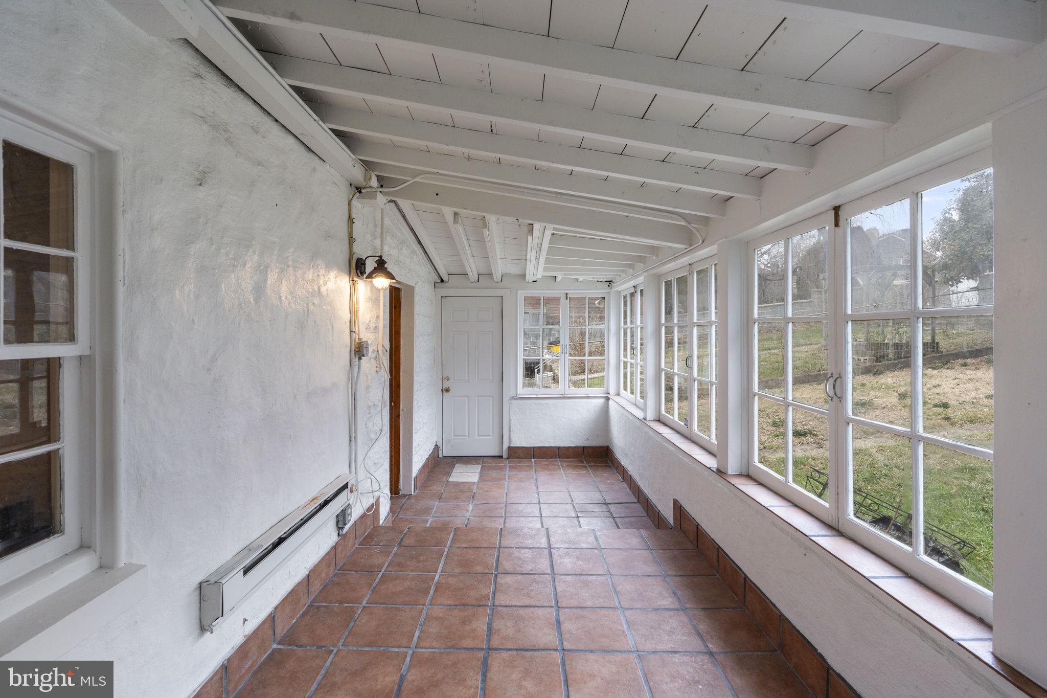 STONE HILL - Residential