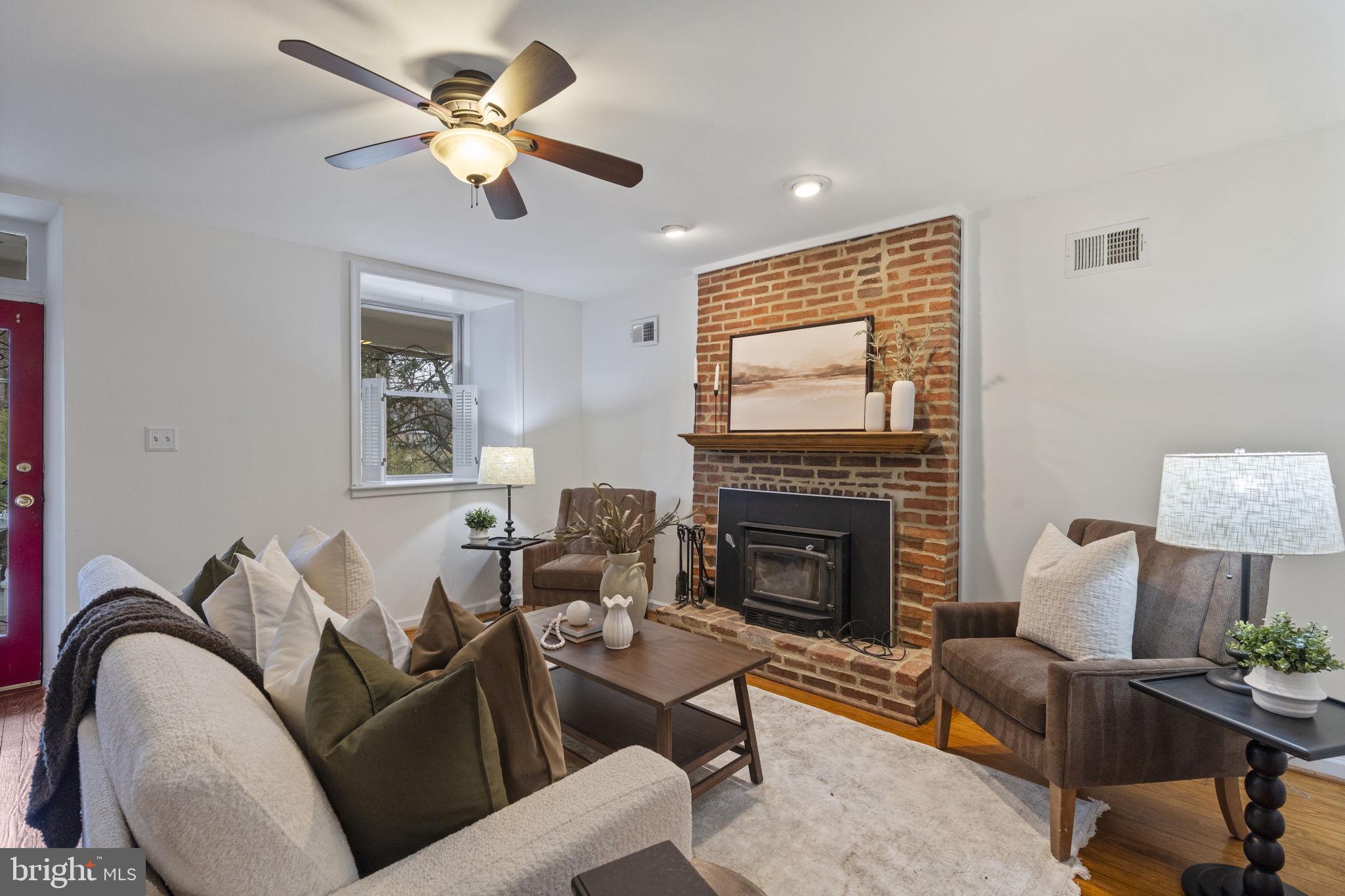 STONE HILL - Residential