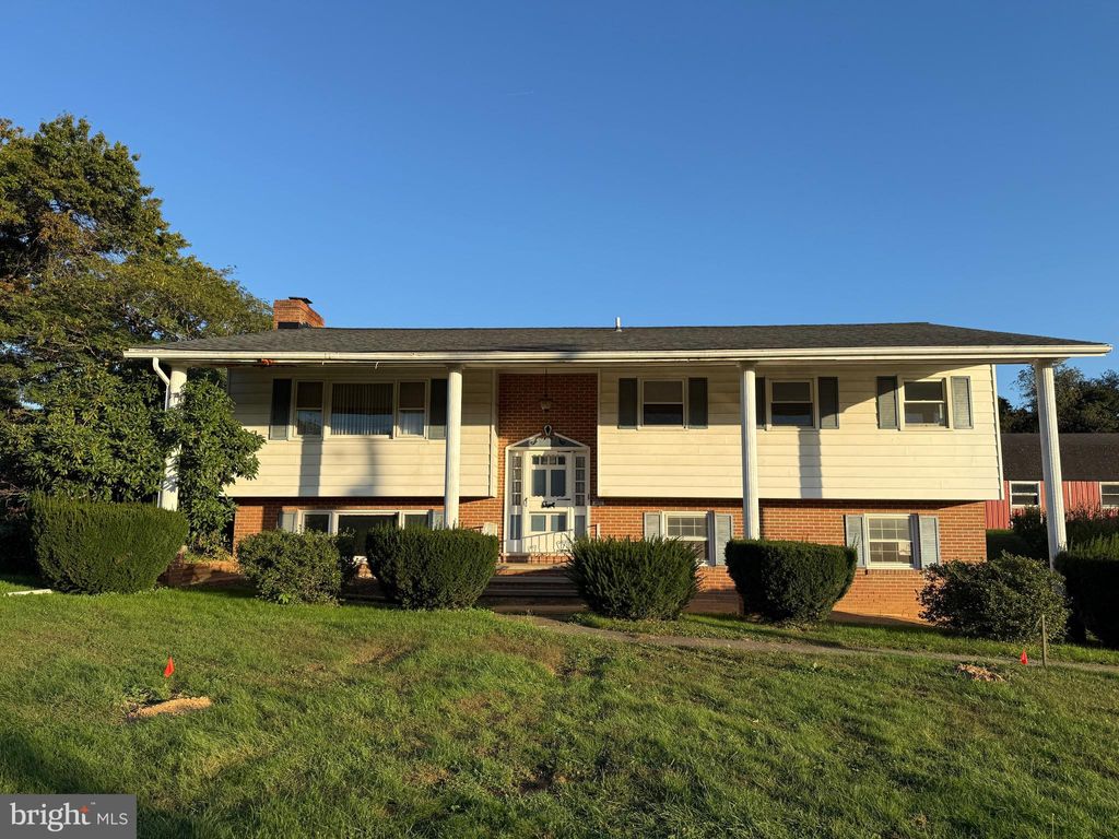 Photo of 4092 Manchester Street, GLEN ROCK, PA 17327 (MLS # PAYK2091670)
