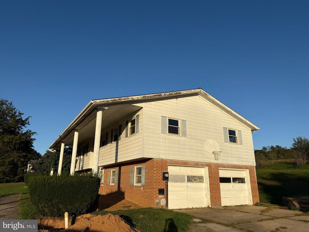 Photo of 4092 Manchester Street, GLEN ROCK, PA 17327 (MLS # PAYK2091670)