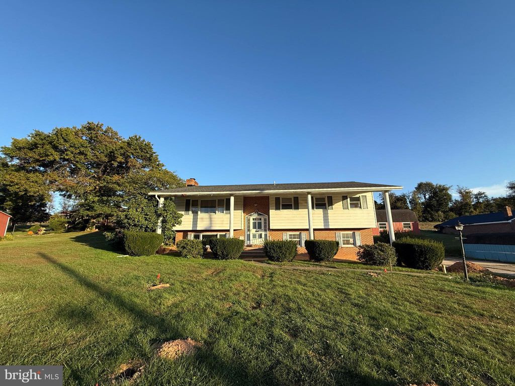 Photo of 4092 Manchester Street, GLEN ROCK, PA 17327 (MLS # PAYK2091670)