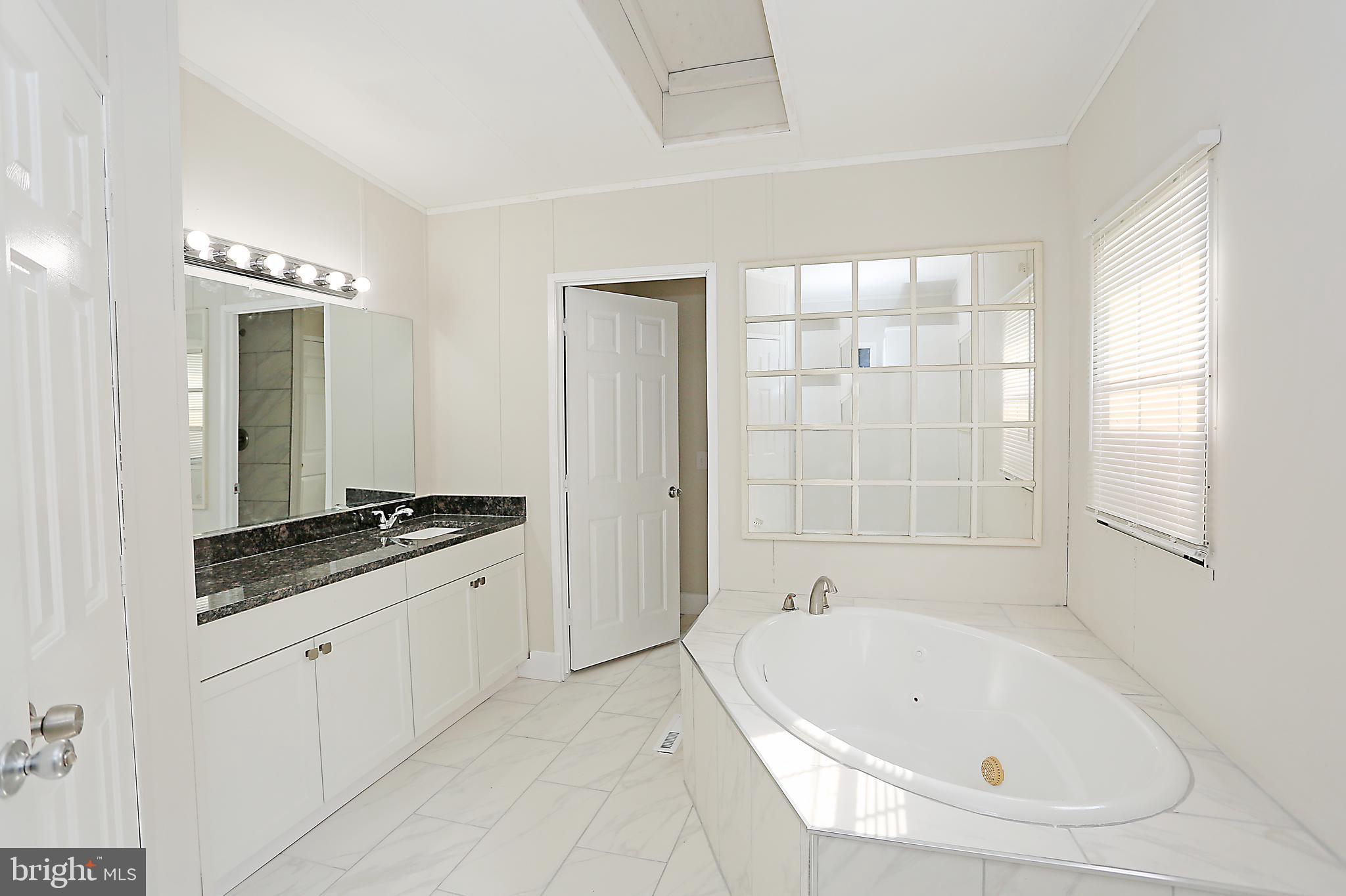 DARLINGTON MOBILE ESTATES - Residential