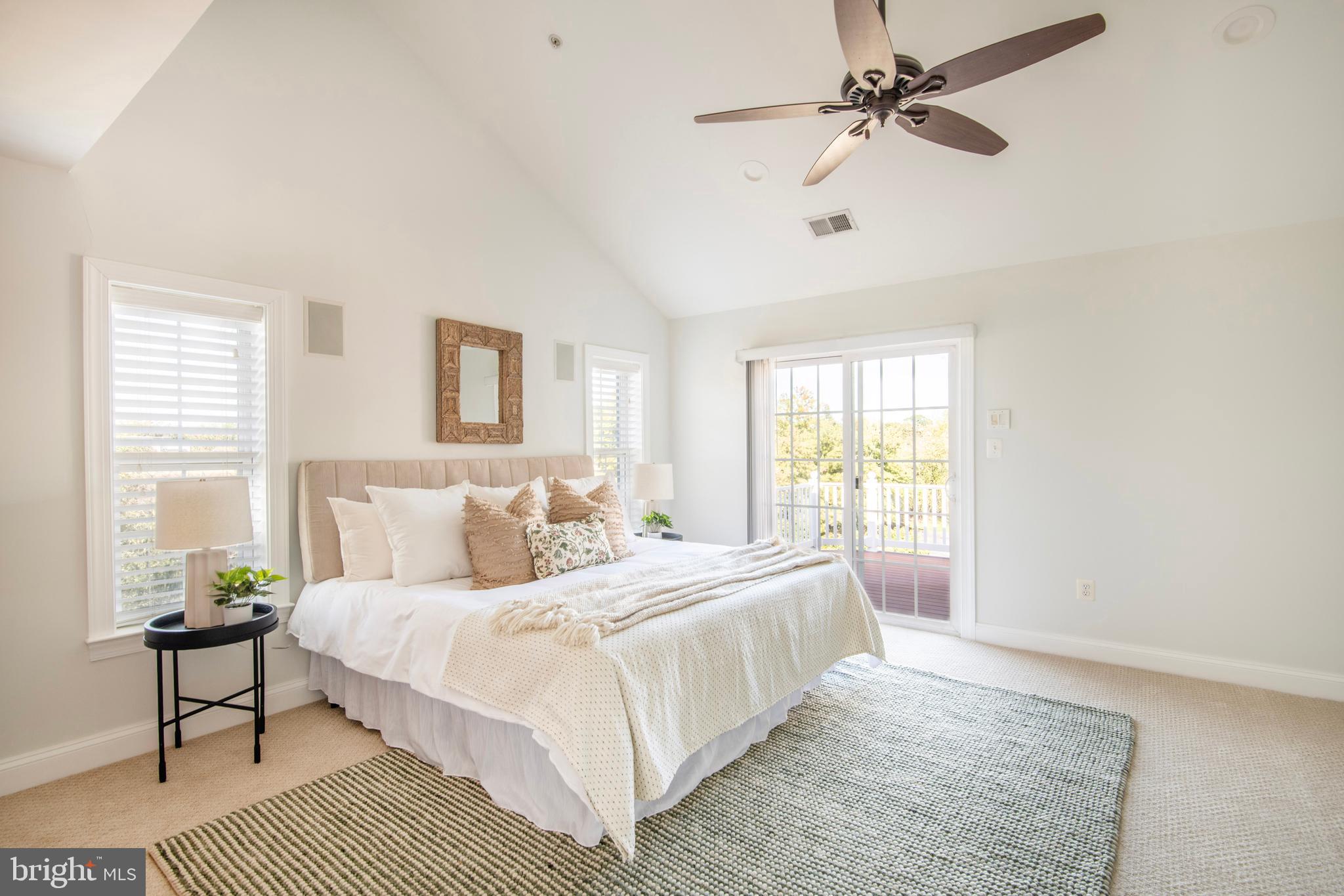 VINEYARDS OF ANNAPOLIS - Residential