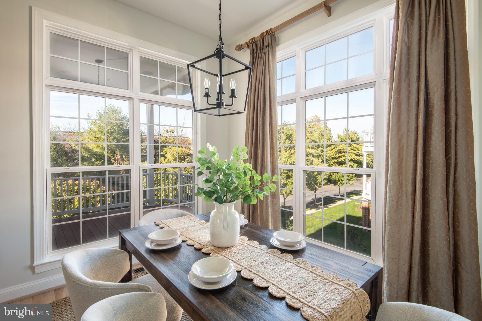 VINEYARDS OF ANNAPOLIS - Residential