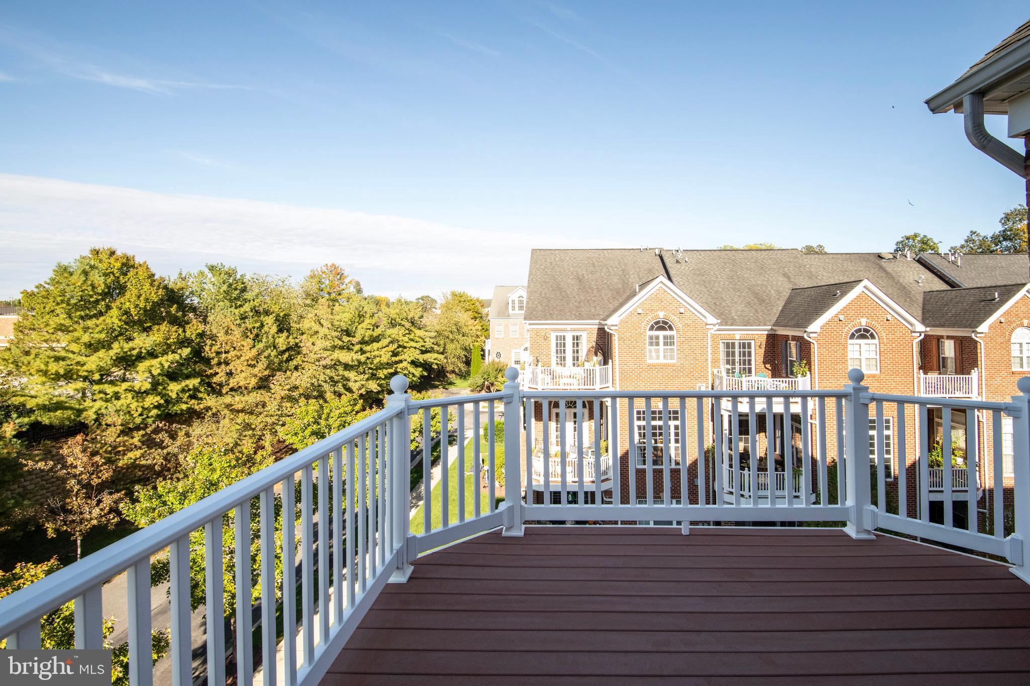 VINEYARDS OF ANNAPOLIS - Residential