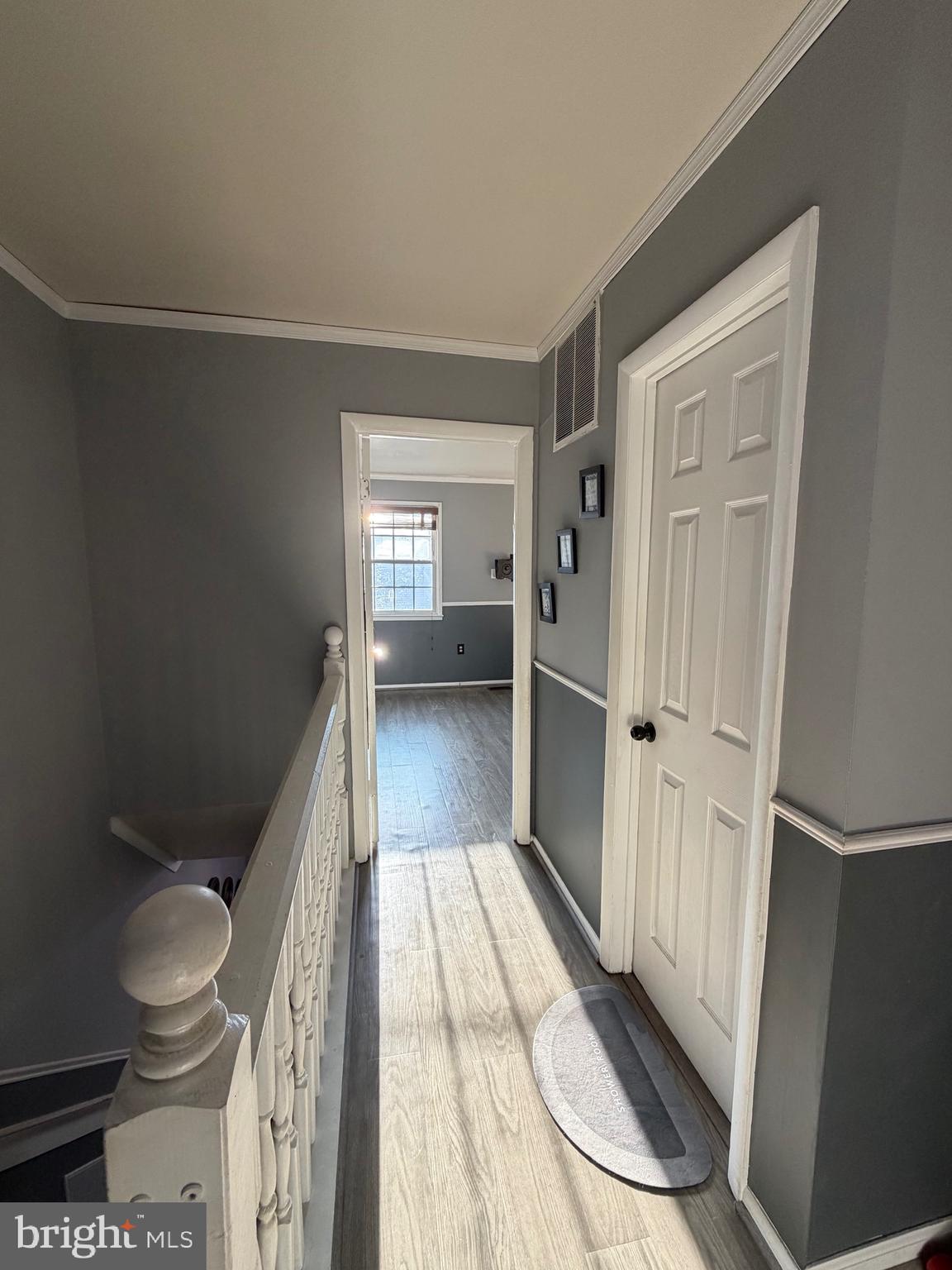 VILLAGE GATE - Residential