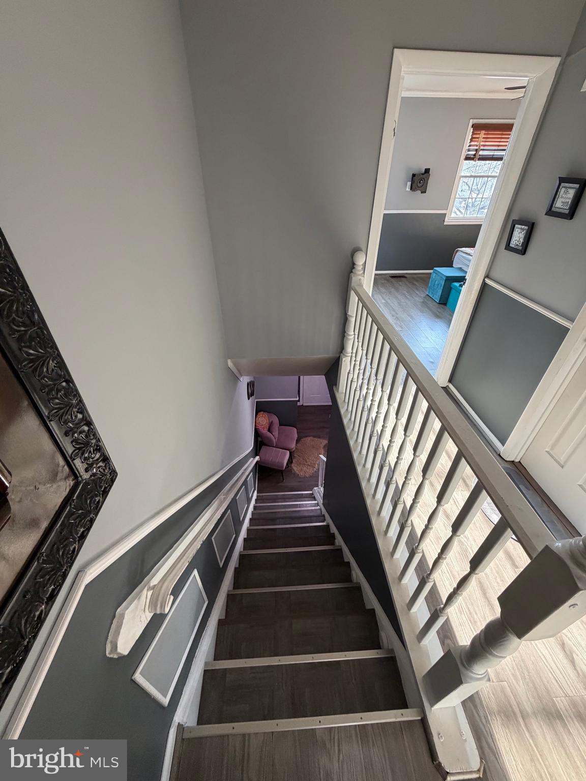 VILLAGE GATE - Residential