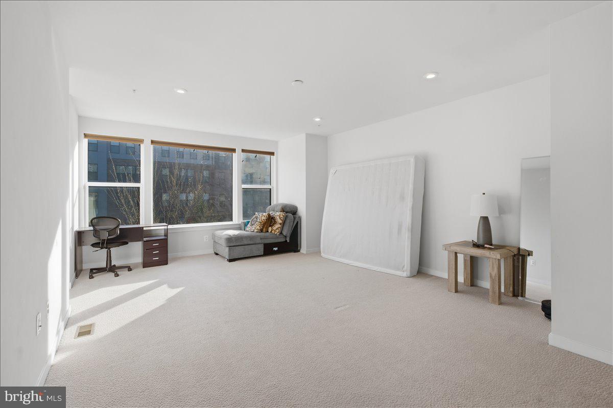 LIBERTY PARK - Residential