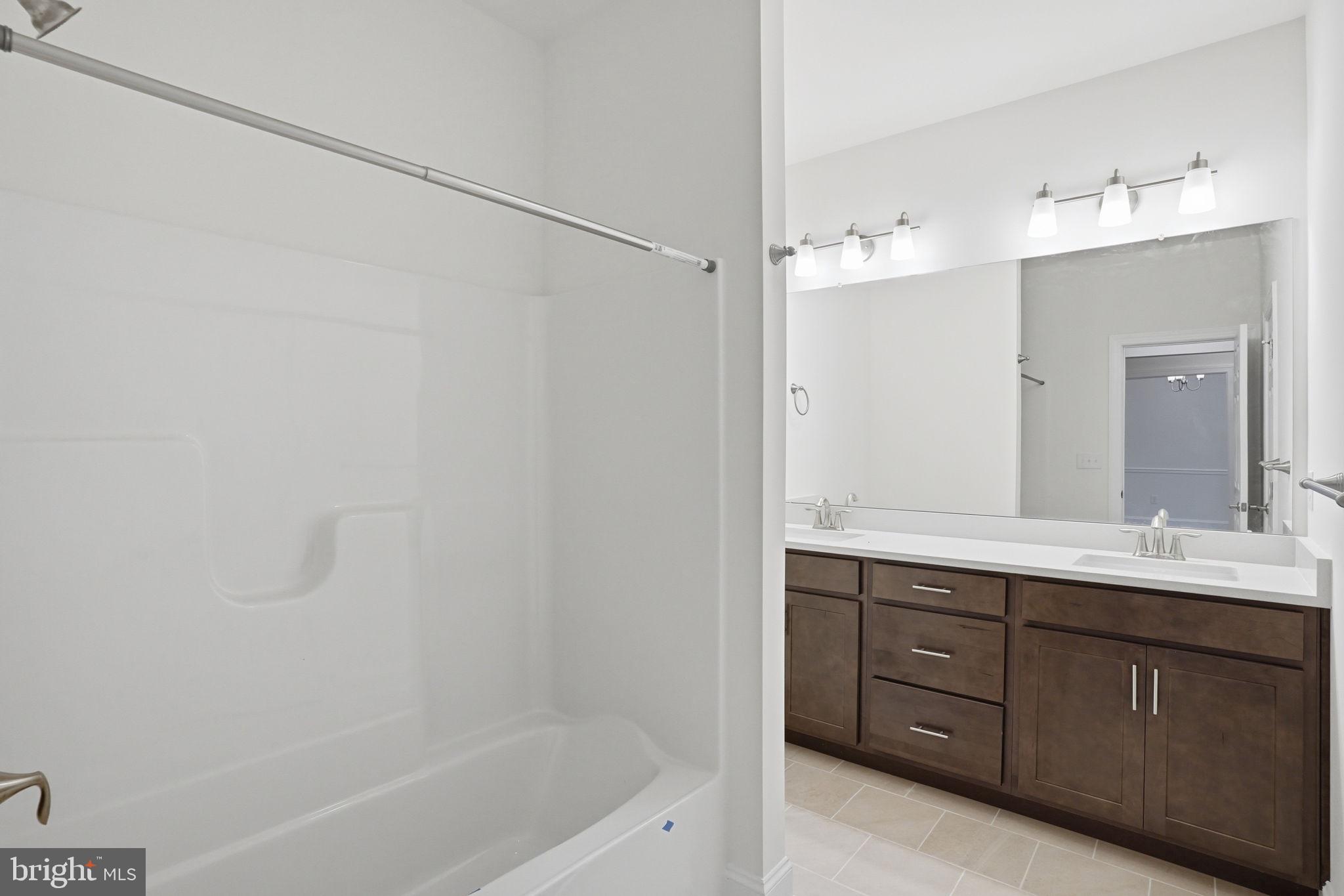 ESTATES AT MILTON CROSSING - Residential