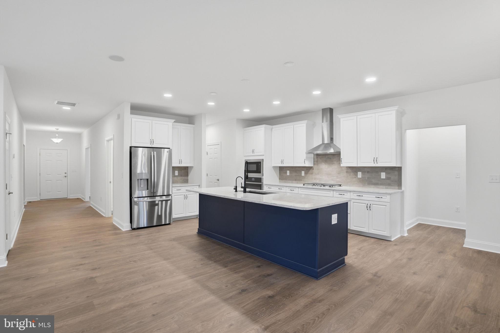 ESTATES AT MILTON CROSSING - Residential