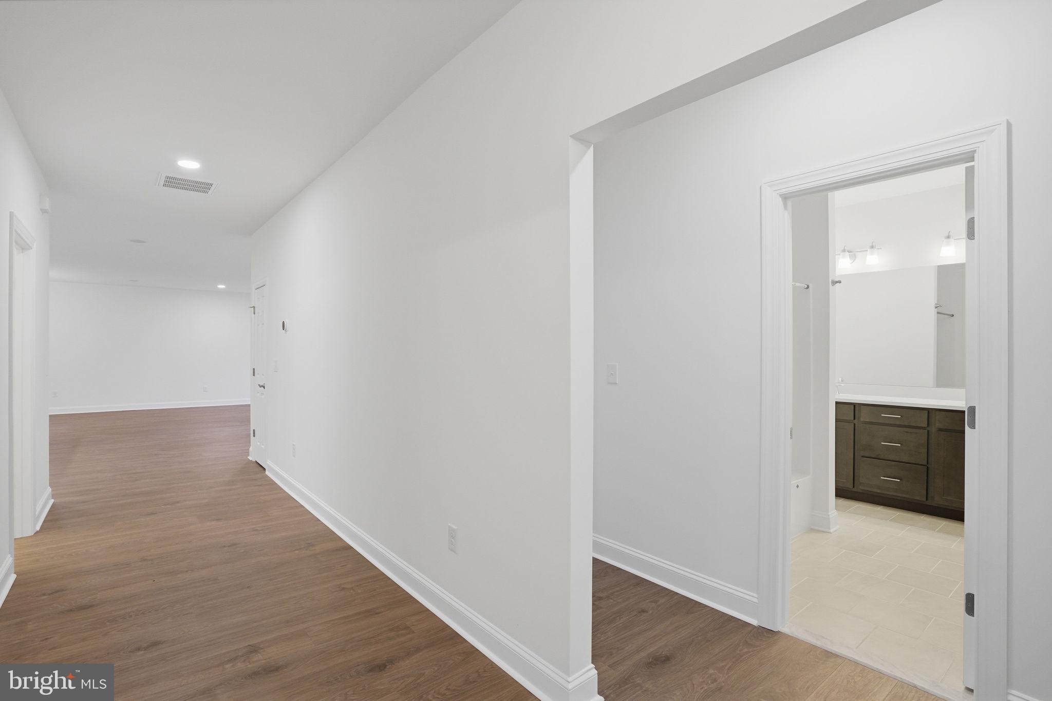 ESTATES AT MILTON CROSSING - Residential