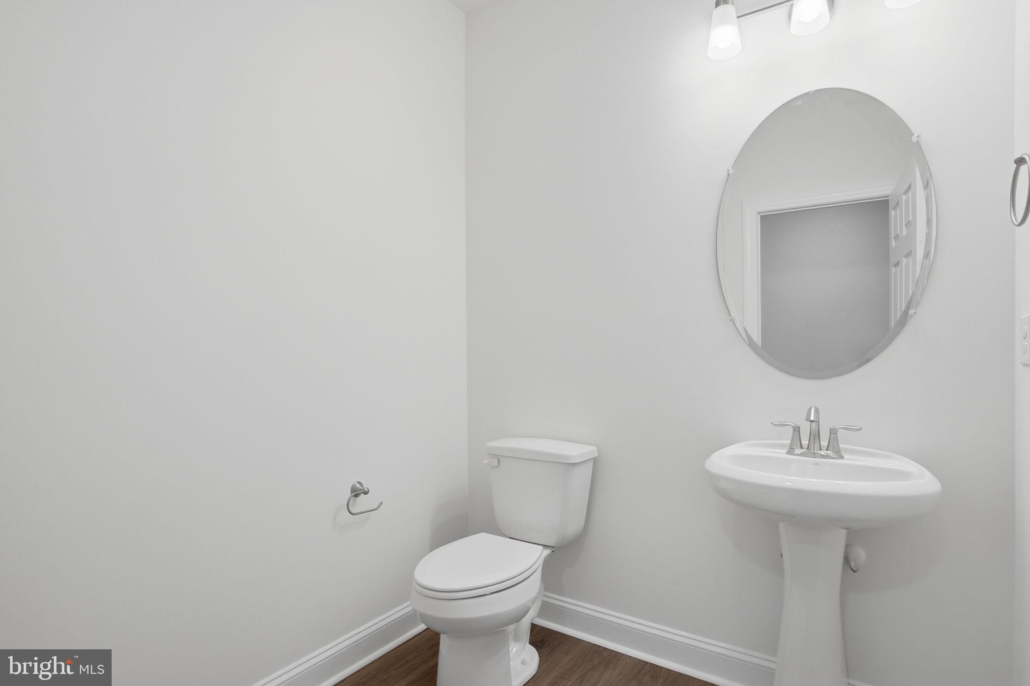 ESTATES AT MILTON CROSSING - Residential