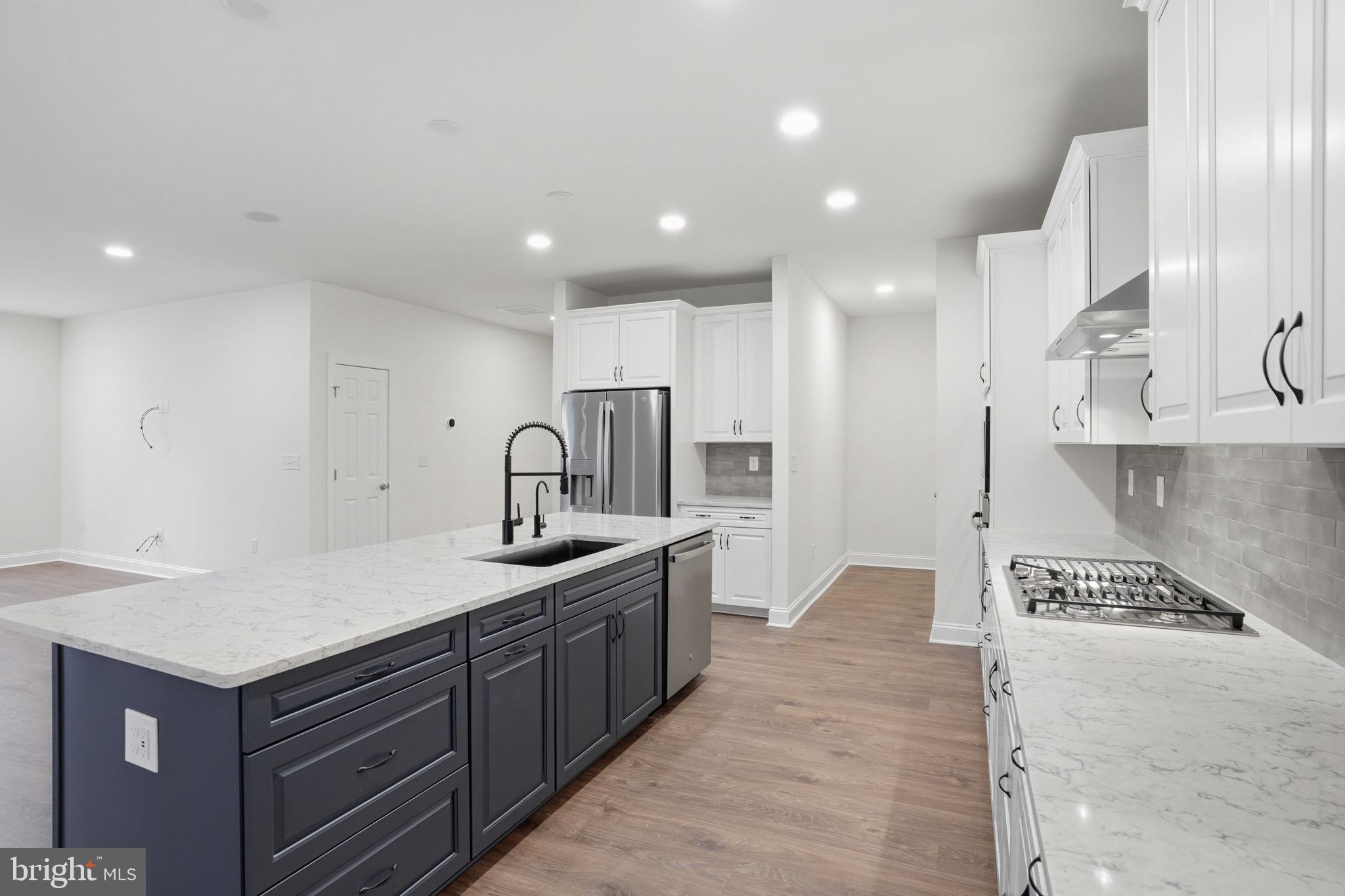 ESTATES AT MILTON CROSSING - Residential