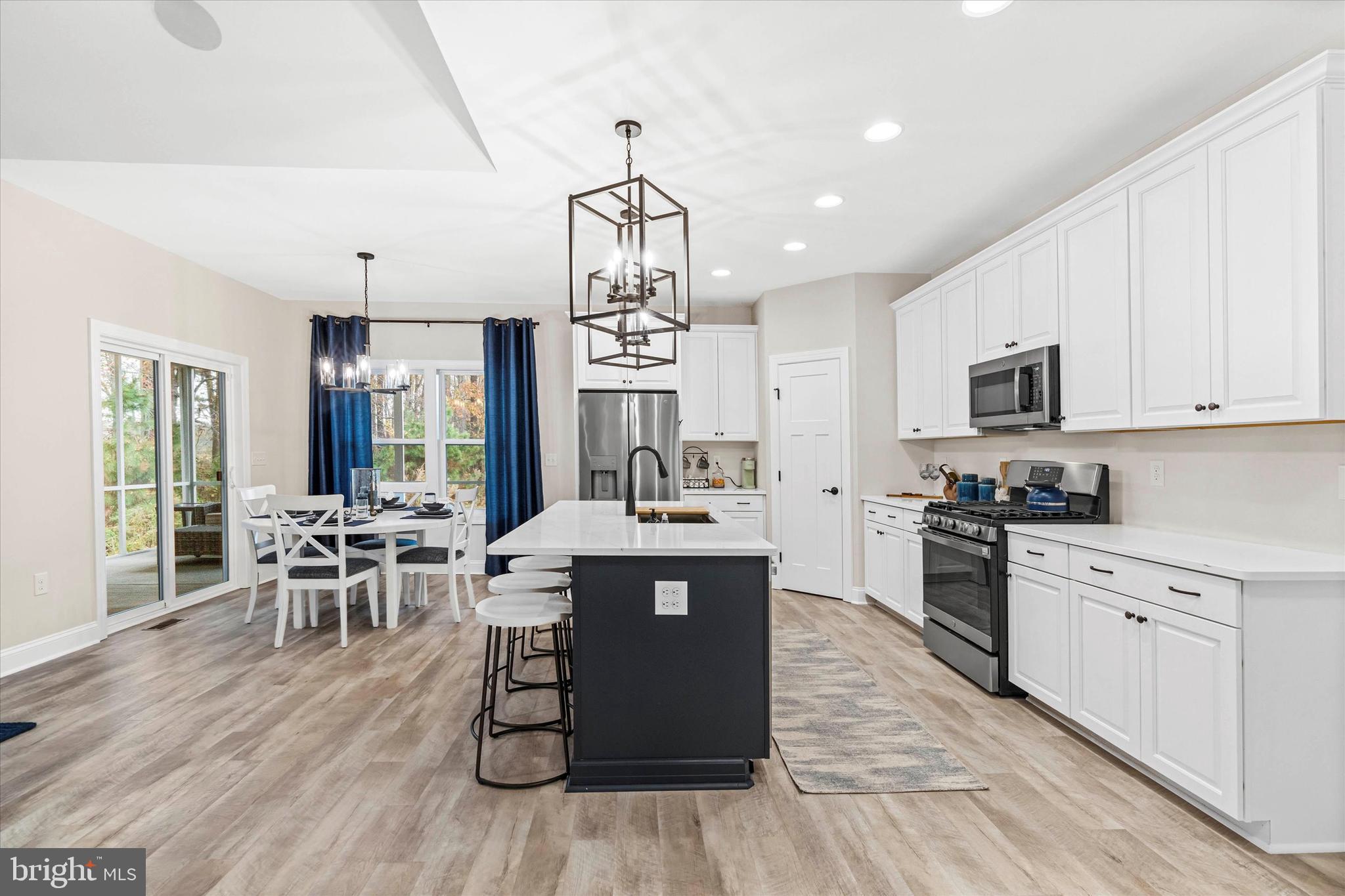 ESTATES AT MILTON CROSSING - Residential