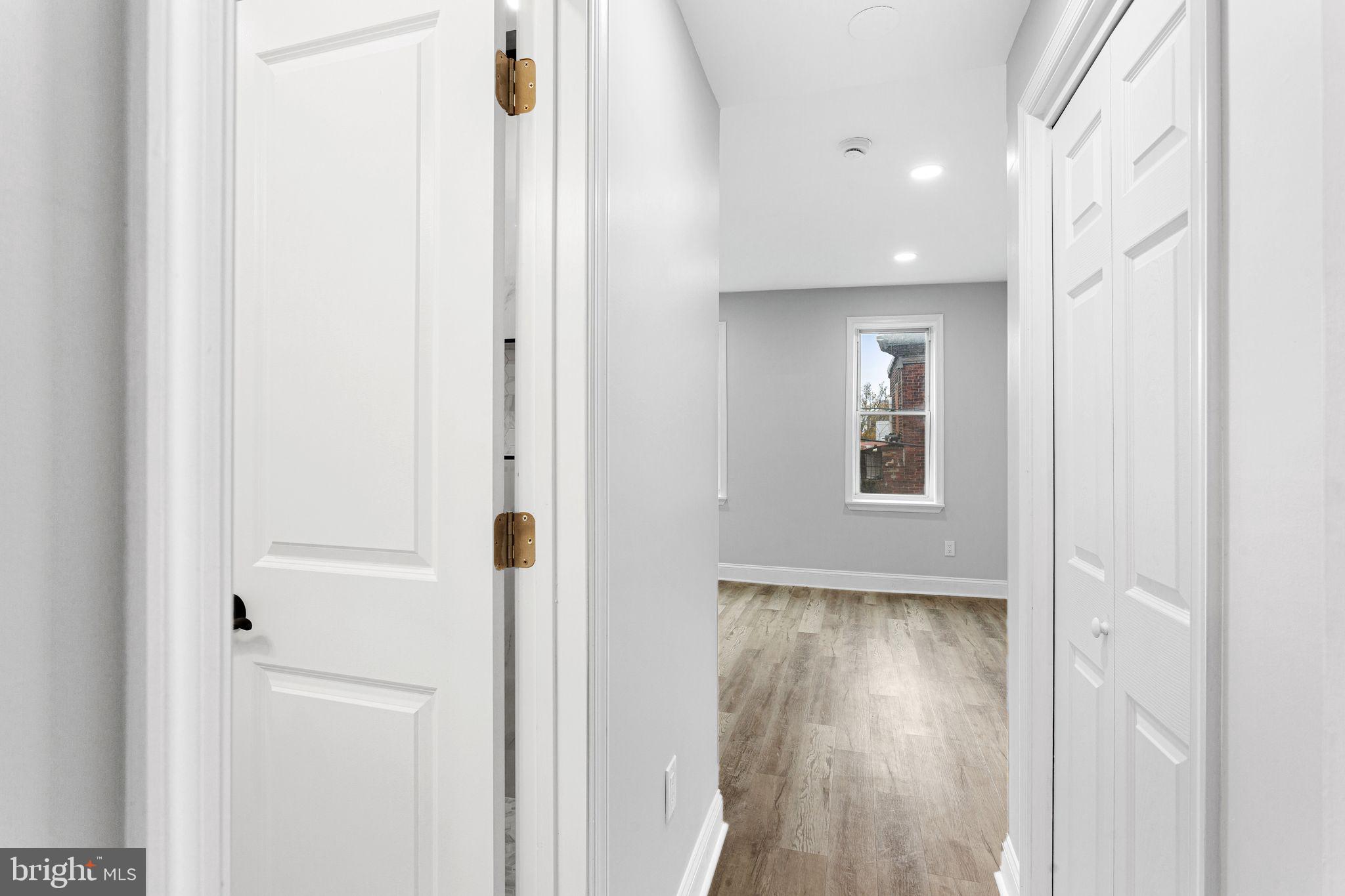 POINT BREEZE - Residential