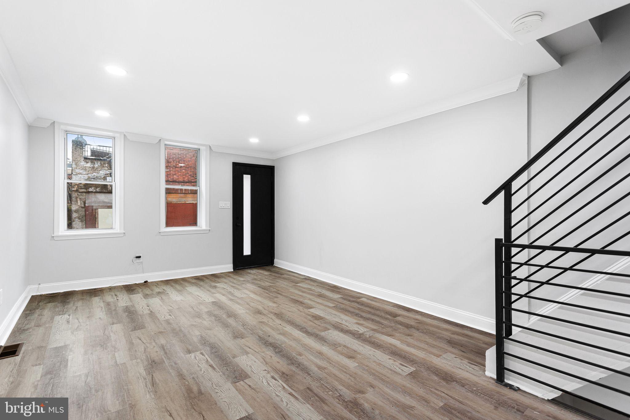 POINT BREEZE - Residential