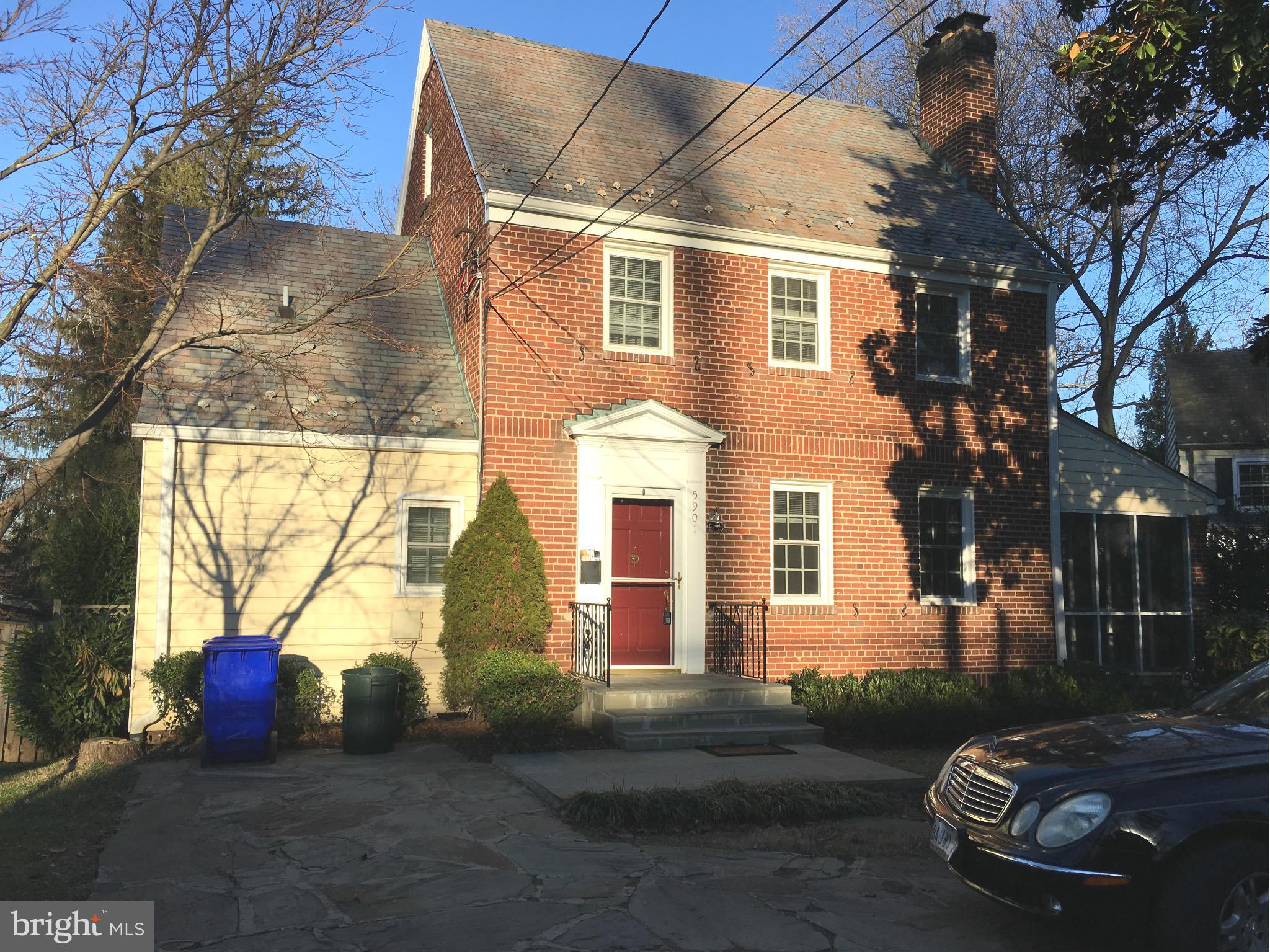 SOLID COLONIAL NEAR LANDON SCHOOL. BEDROOMS AND BATHROOMS EVERYWHERE. UPDATED KITCHEN: NEW DISHWASHER; DINING ROOM HAS LARGE WINDOW OVERLOOKING FLAT GREEN YARD. NICE DECK. BEDROOM AND BATH SUITE ON MAIN LEVEL. RIDE-ON BUS AT STREET. AVAILABLE March 28. WELL LIT FAMILY ROOM IN LOWER LEVEL.PRICED RIGHT FOR QUICK RENTAL. DO NOT MISS! OWNER/AGENT. CIRCULAR DRIVE HOLDS 4+ CARS; LONG TERM LEASE PREFERRED.
