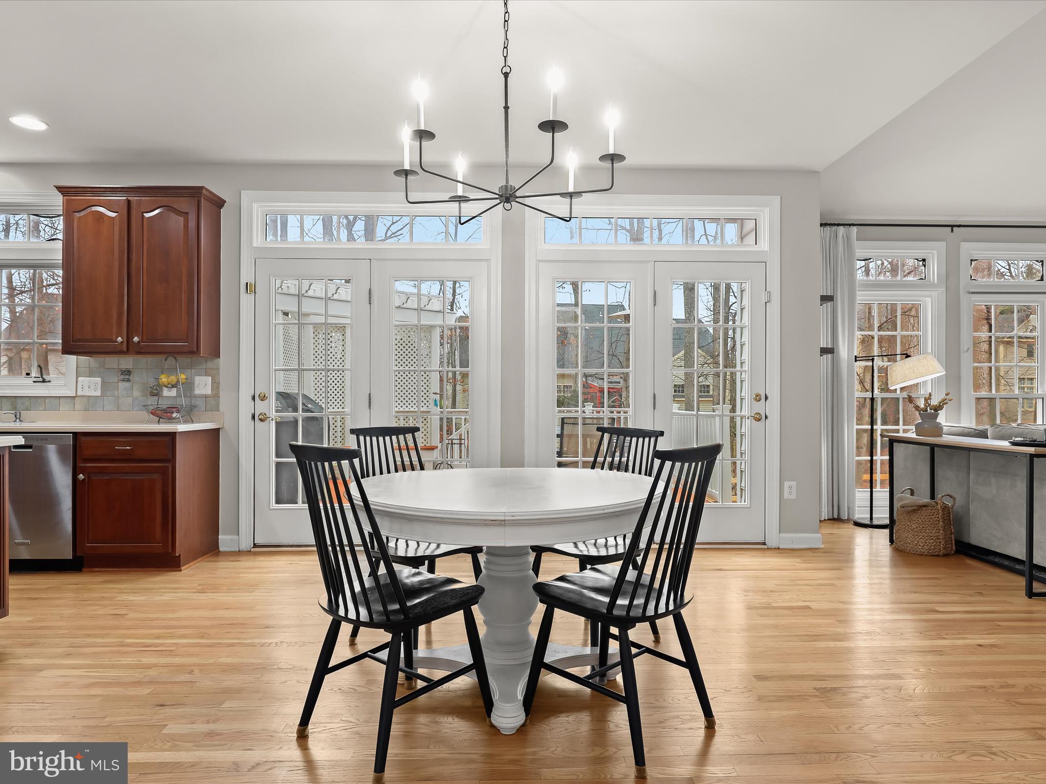 SMALLS NURSERY - Residential