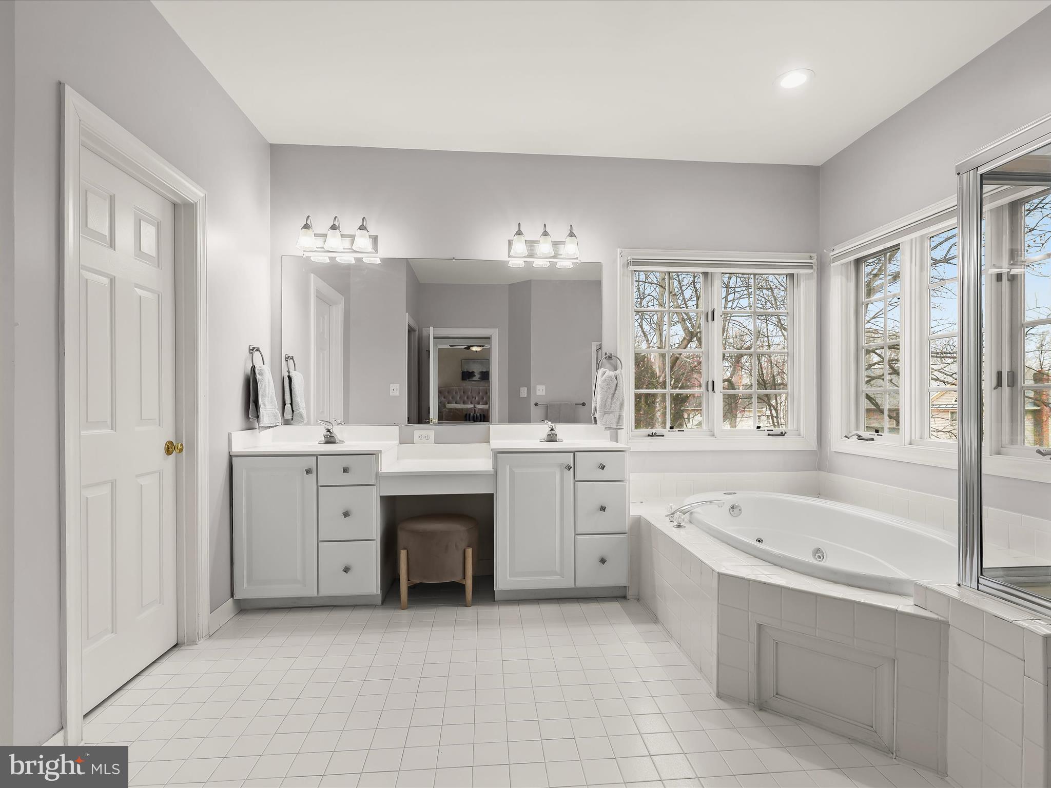 SMALLS NURSERY - Residential