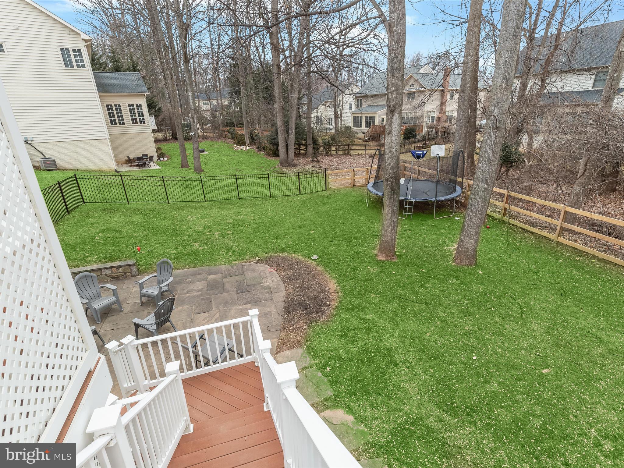 SMALLS NURSERY - Residential