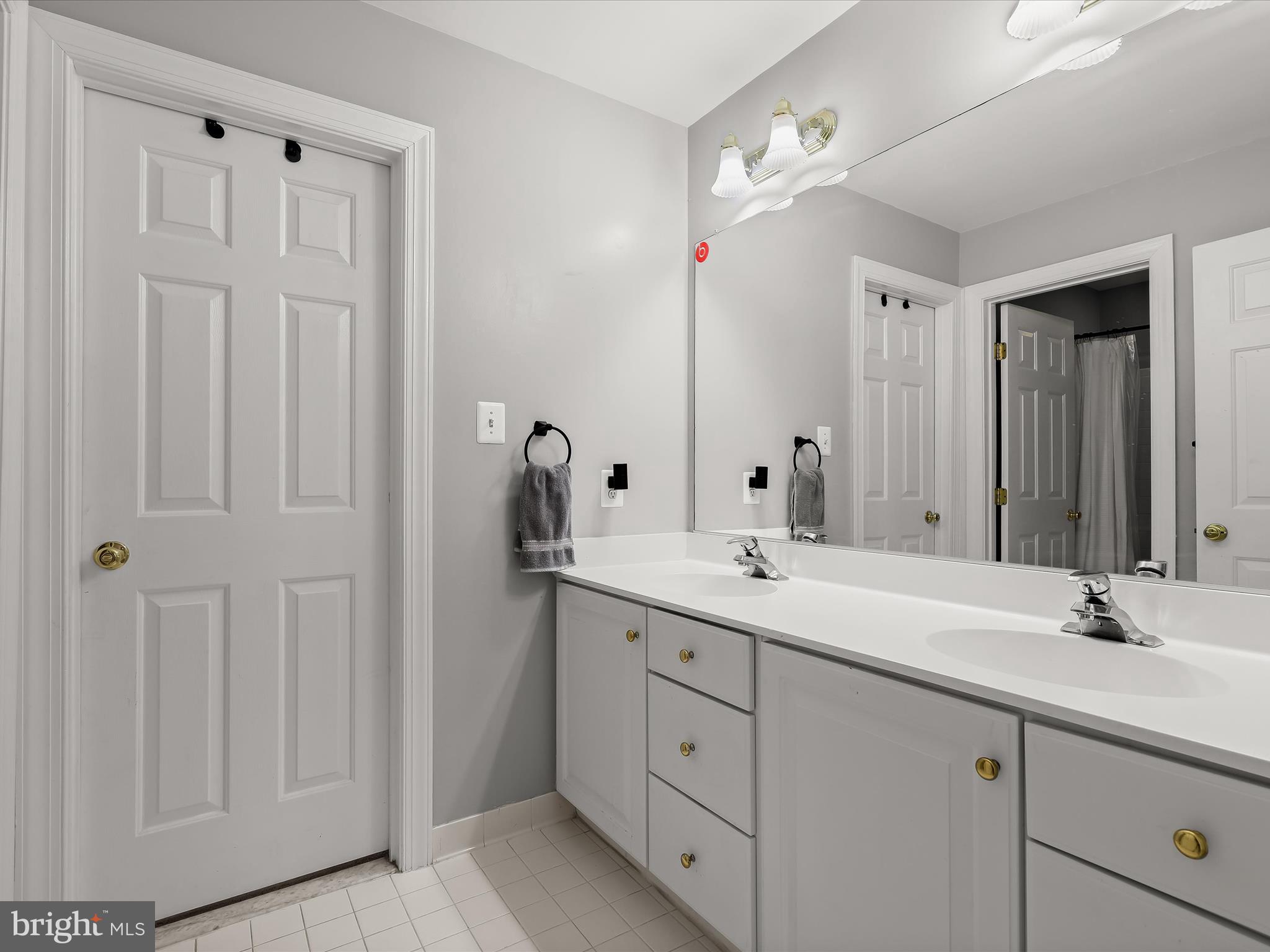 SMALLS NURSERY - Residential