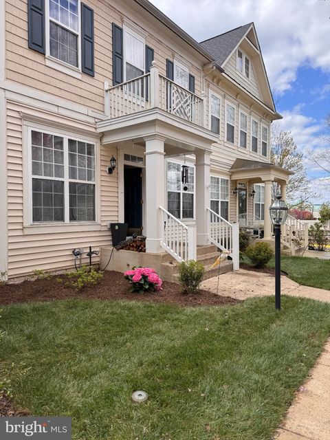 513 GENTLEWOOD SQ PURCELLVILLE VA 20132