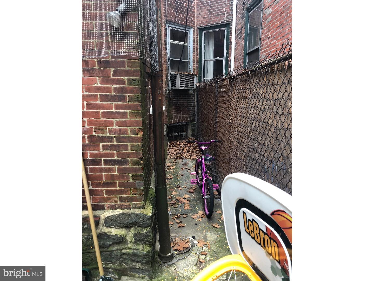 UNIVERSITY CITY - Residential