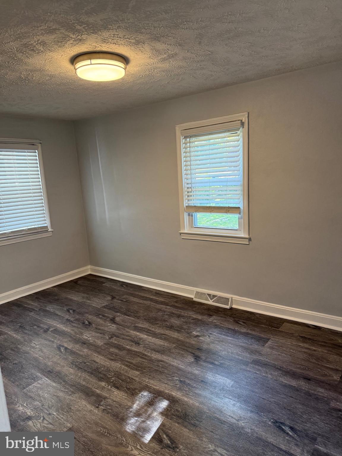 WARREN COUNTY - Residential Lease