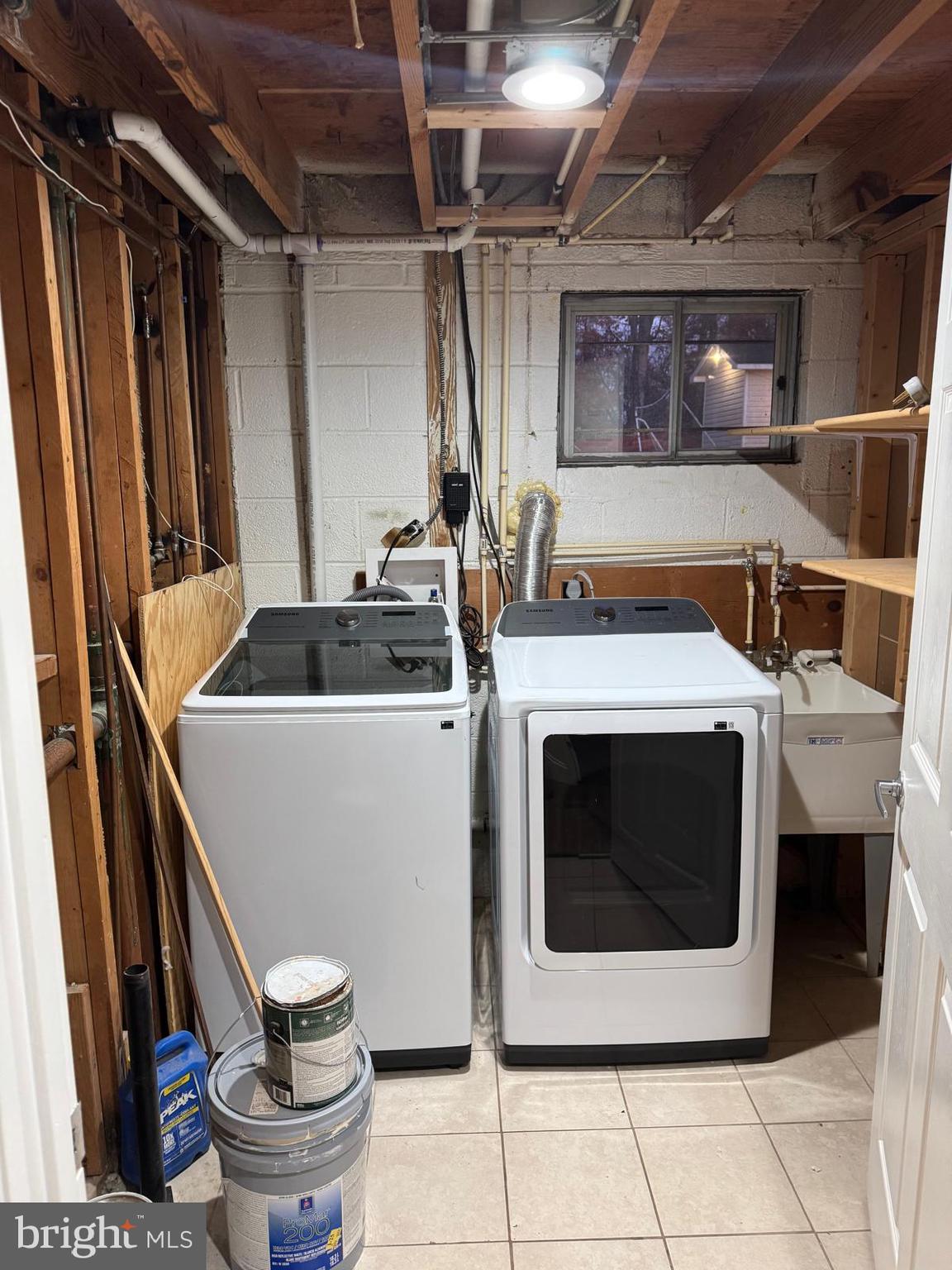 PINEHURST ESTATES - Residential