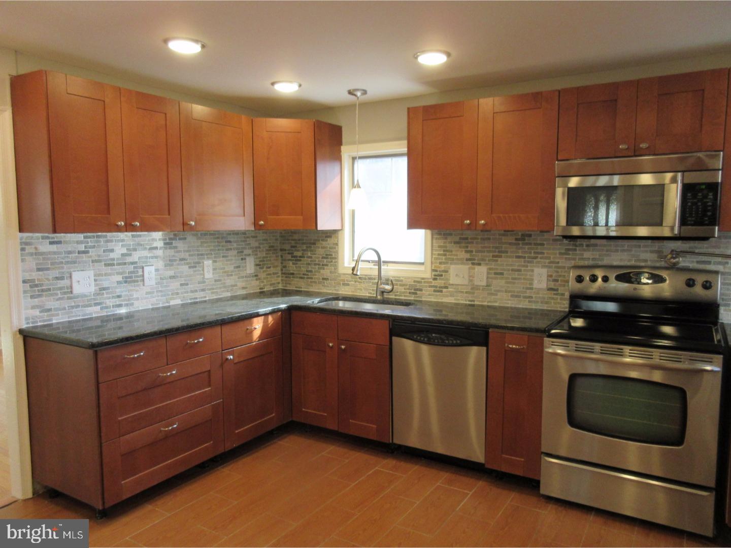 WOODLYN - Residential