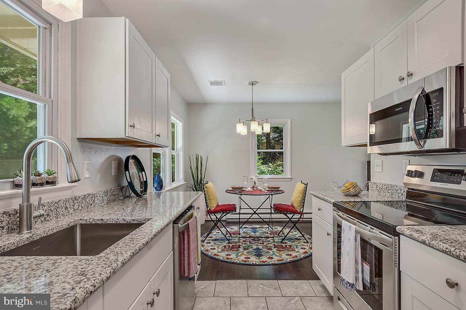 CHESTER HARBOR - Residential