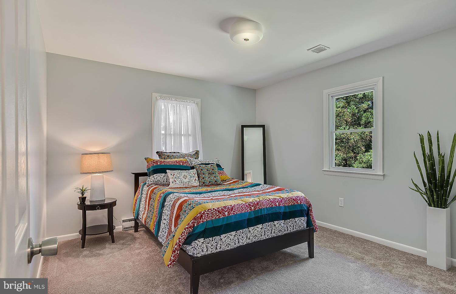 CHESTER HARBOR - Residential