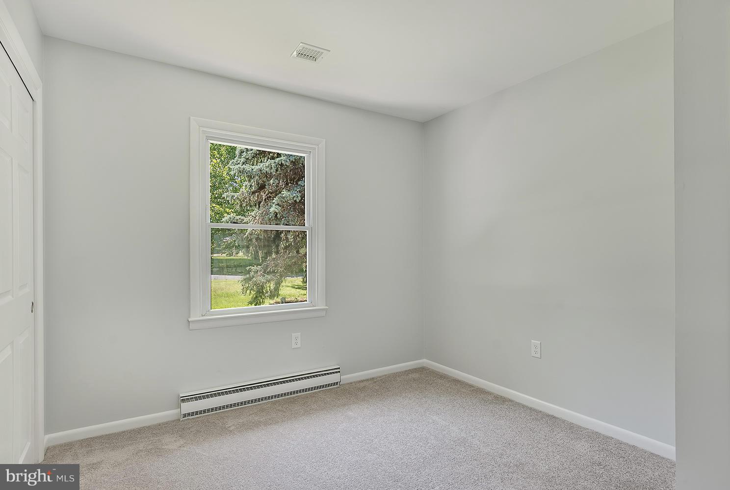 CHESTER HARBOR - Residential